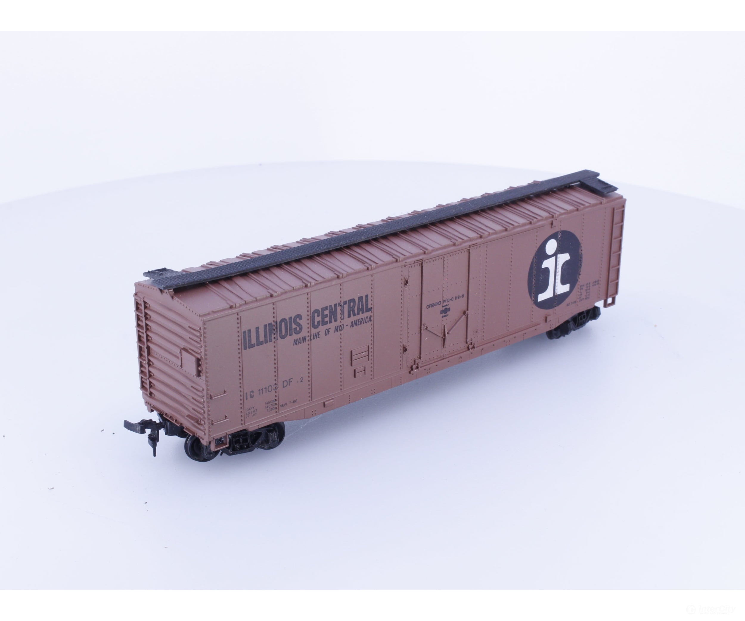 Bachmann 1144 HO 51’ Steel Boxcar Illinois Central (IC) 11103 - Freight Cars