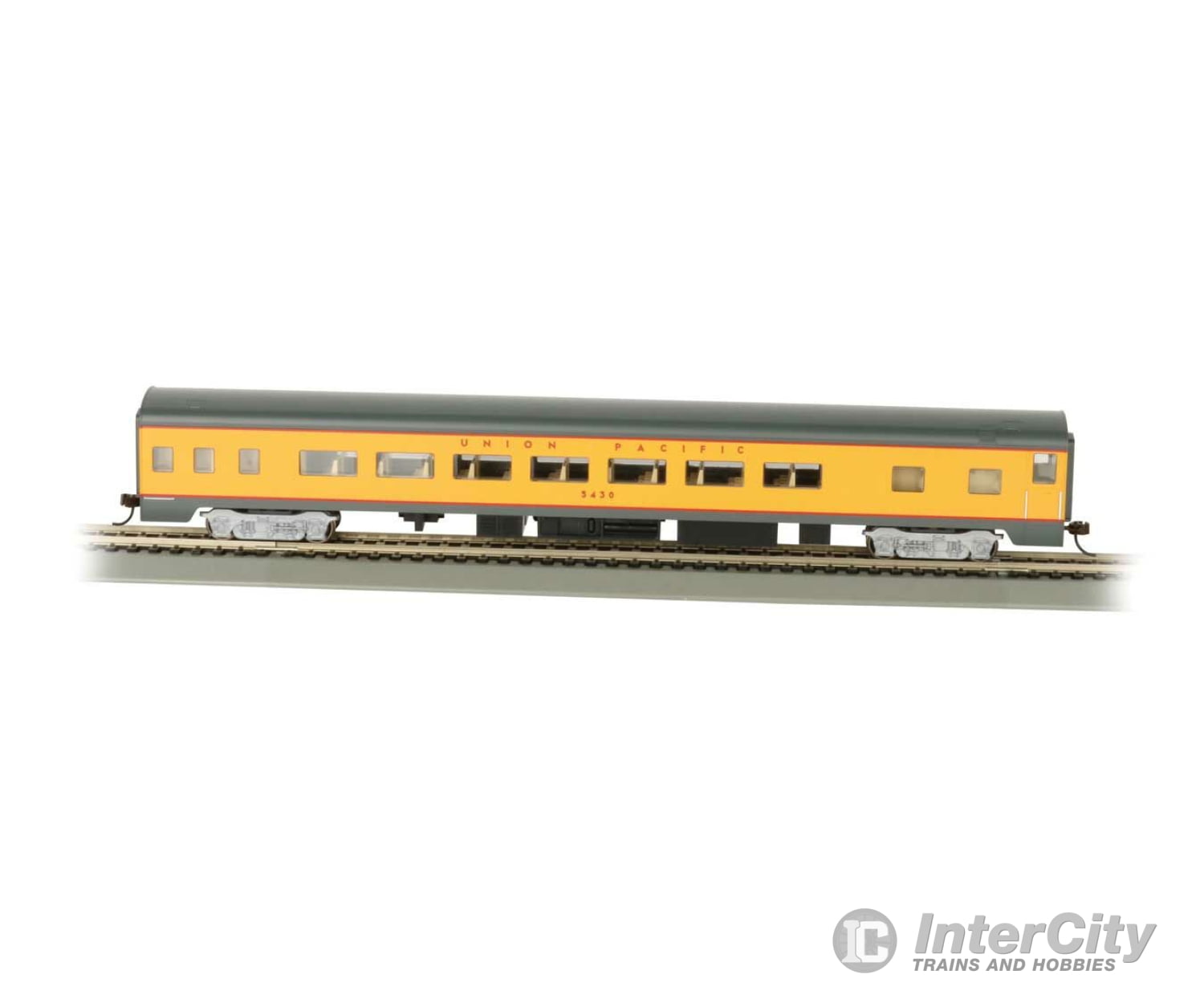 Bachmann 14204 85 Smooth-Side Coach W/Lights - Ready To Run -- Union Pacific Passenger Cars