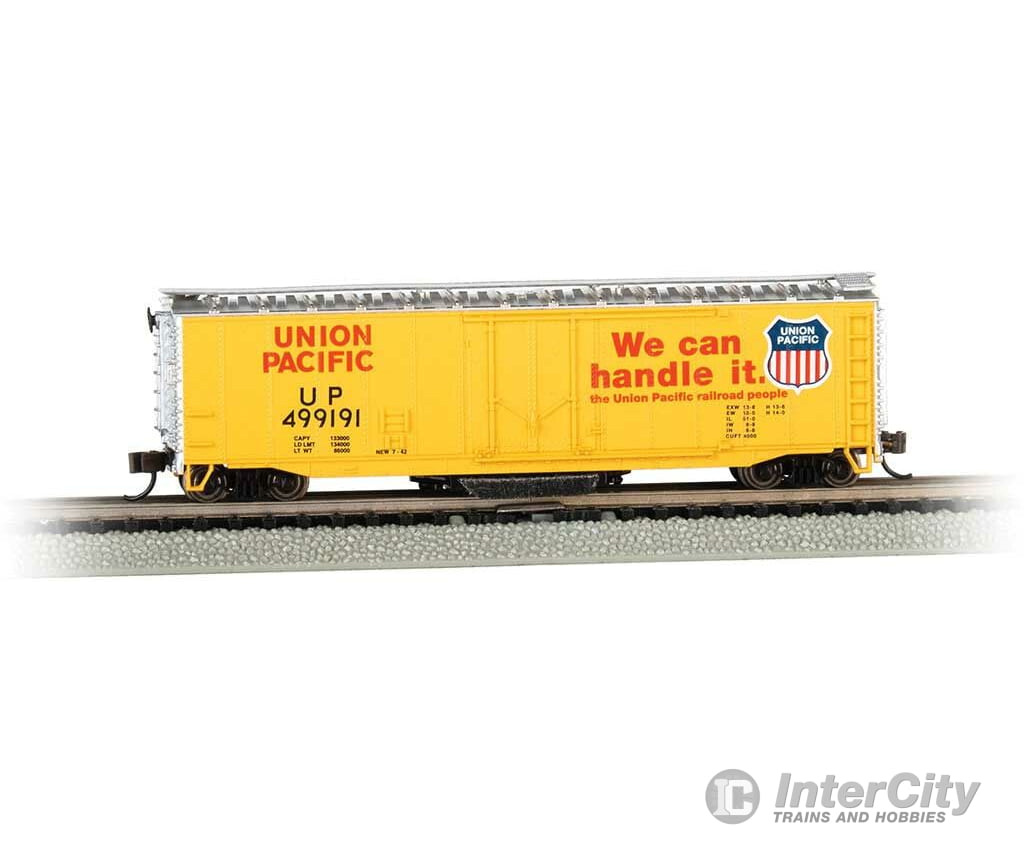 Bachmann 16366 Track Cleaning 50 Plug-Door Boxcar - Ready To Run -- Union Pacific #499191 (Armour