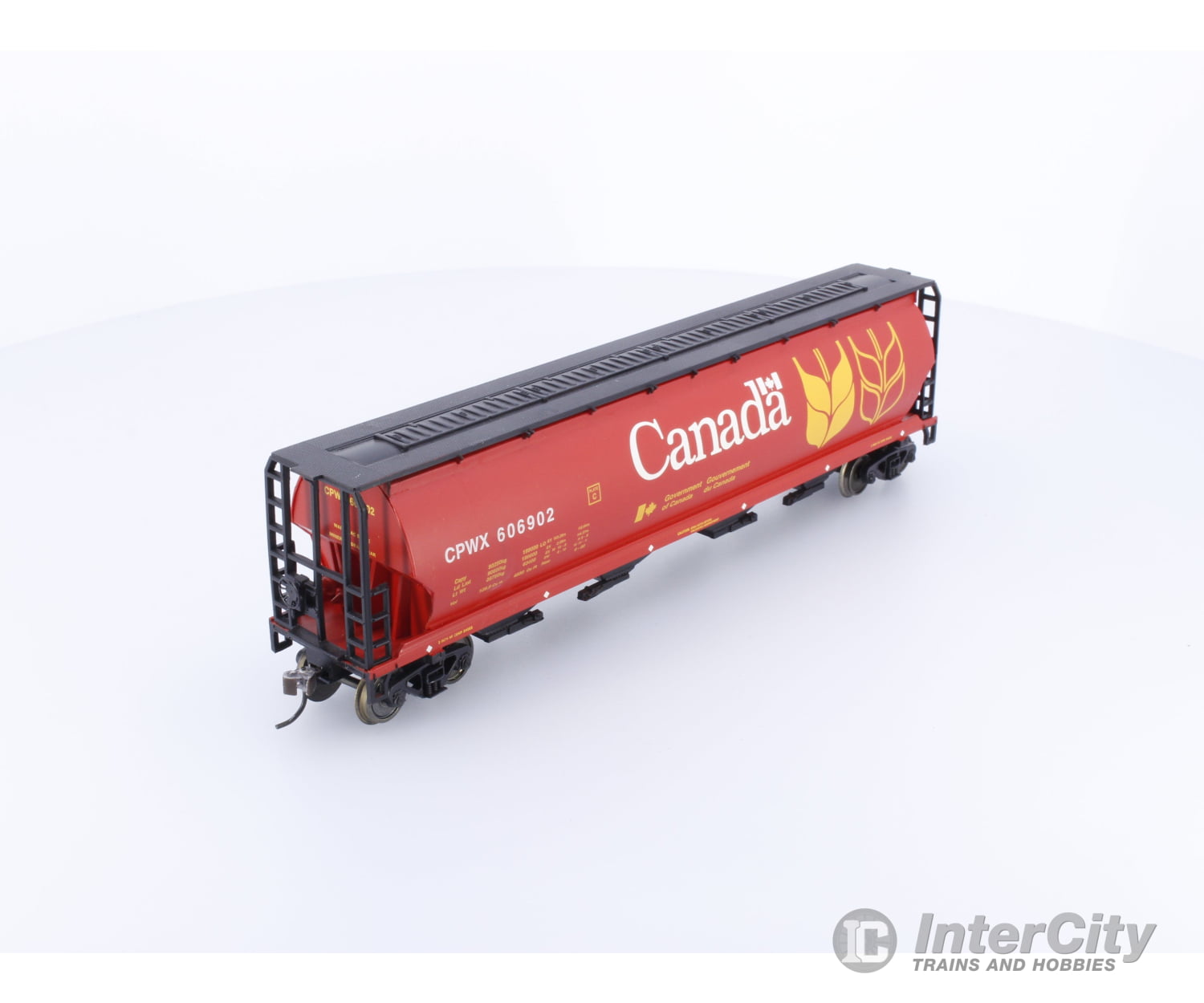 Bachmann 19131 HO Cylindrical Grain Hopper Canada Grain Government of Canada (CNWX) 606902 Freight Cars