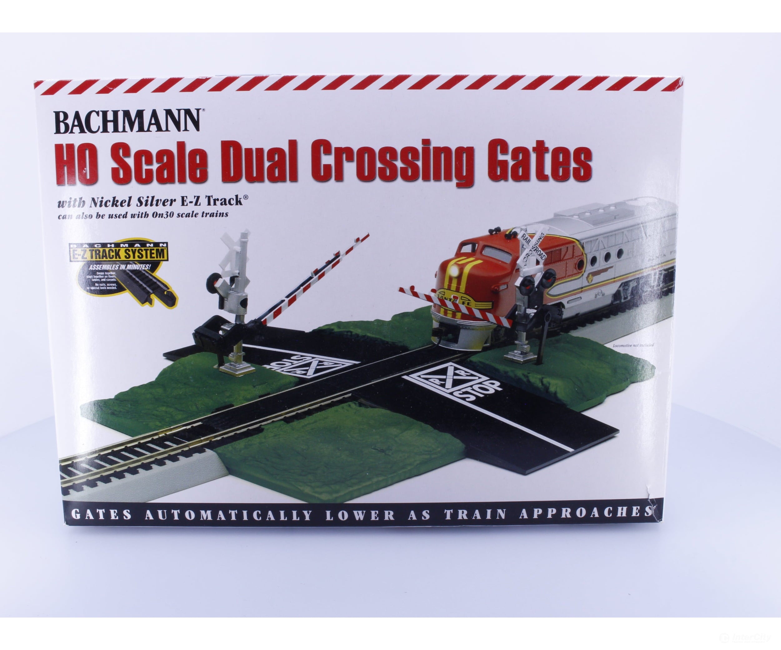 Bachmann 44579 HO Dual Crossing Gates Kit - Signals & Catenary