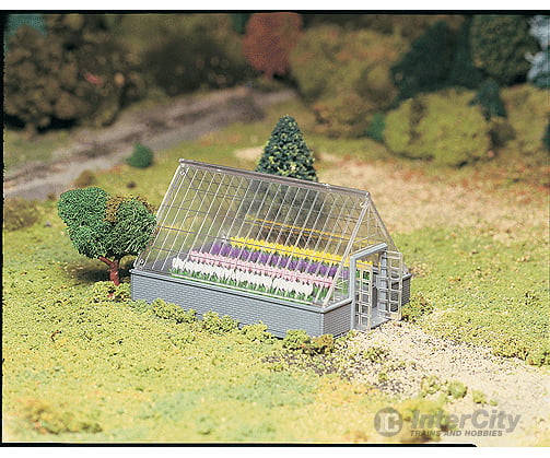 Bachmann 45615 Plasticville U.s.a.(R) Classic Kits -- Greenhouse W/Flowers Structures