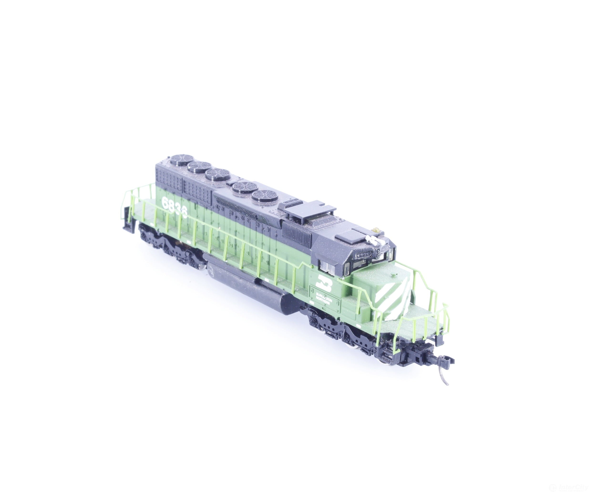 Bachmann 6836 N SD40-2 Diesel Locomotive #2 Burlington Northern (BN) 6836 Analog DC - Locomotives