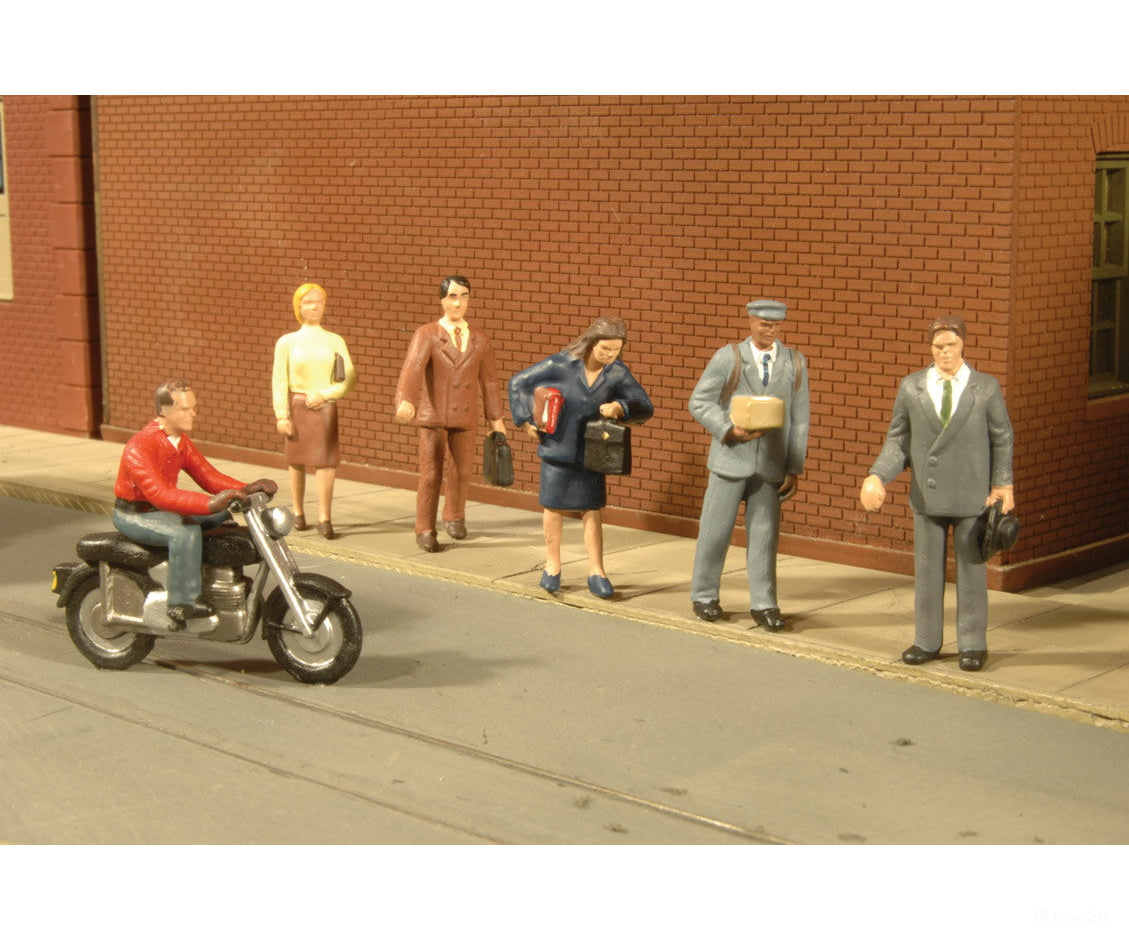 Bachmann 33101 Scenescapes(Tm) Figures -- City People With Motorcycle Pkg(7)