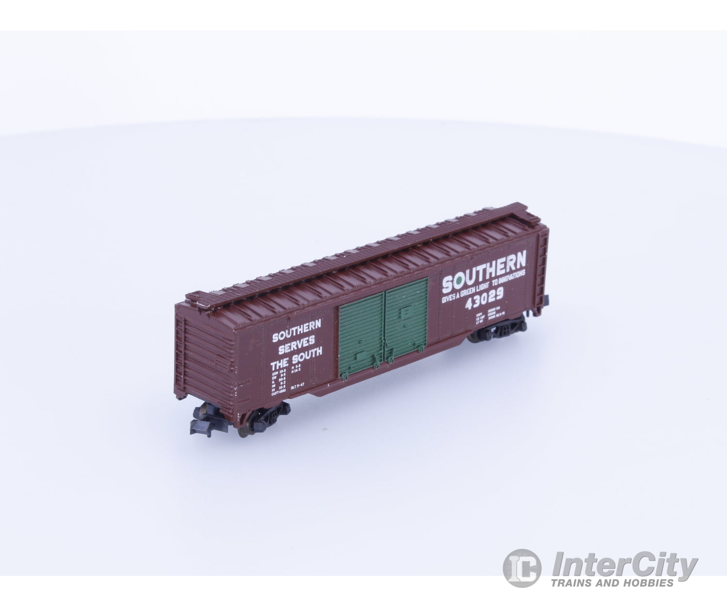Bachmann N 50’ Box Car Southern Railway (SOU) 43029 Freight Cars