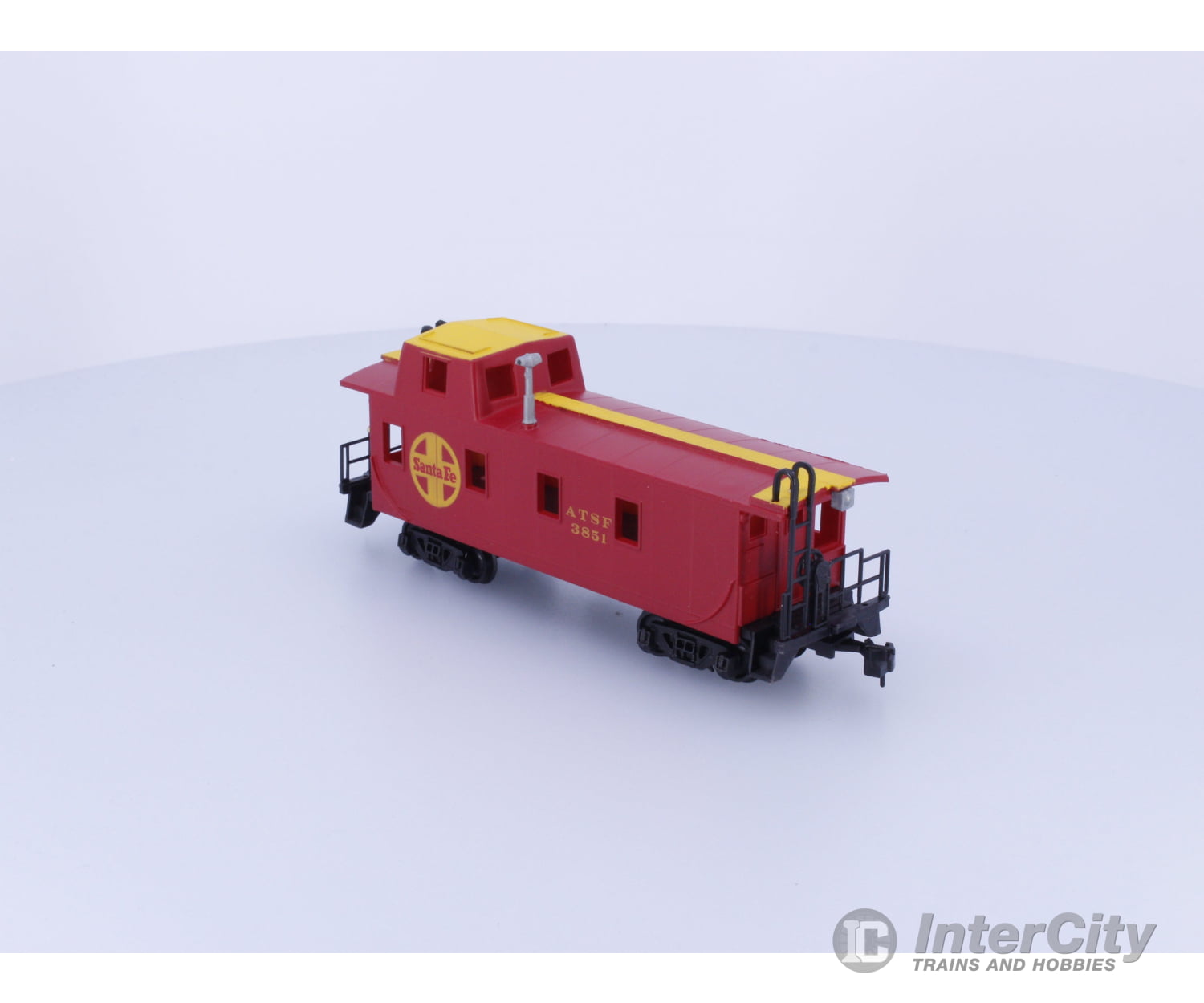 Bachmann SFCAB HO Caboose Atchison Topeka and Santa Fe (ATSF) 3851 Freight Cars
