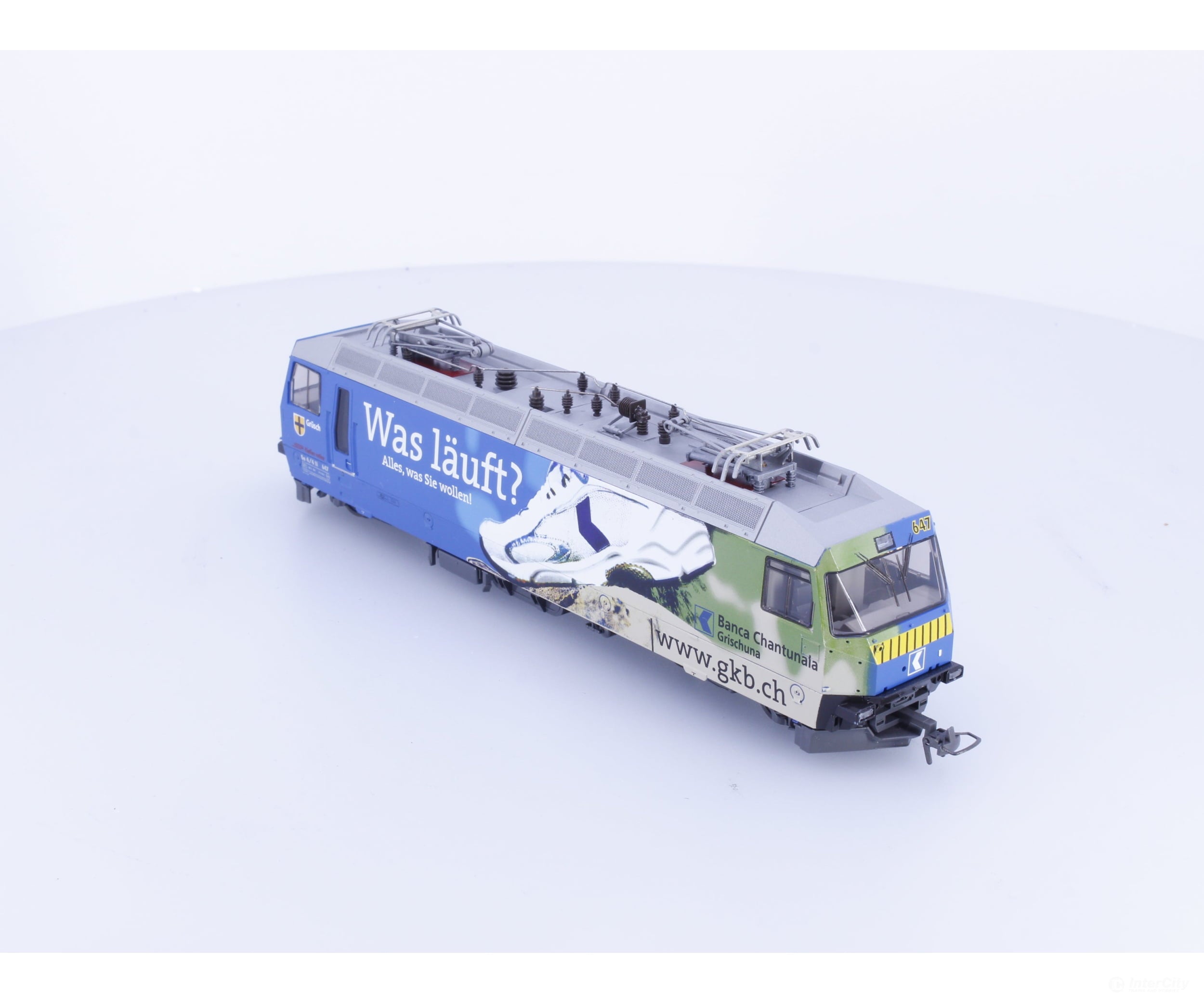 Bemo 1259137 HOm RhB Ge 4/4 III Electric Locomotive Was Lauft? Grusch 647 Analog DC - European Locomotives