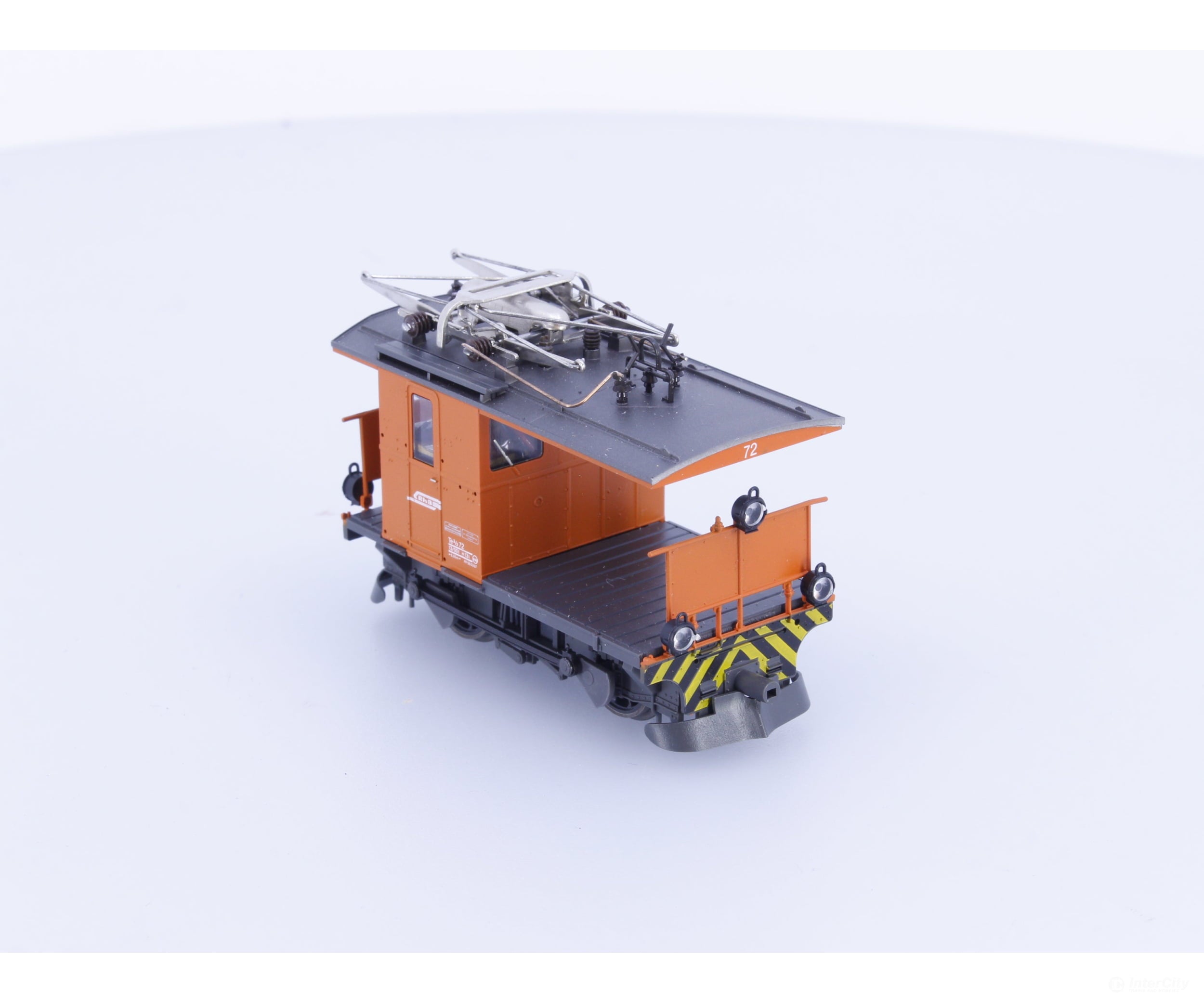 Bemo 1270122 HOm RhB Te 2/2 Electric Locomotive Rangiertraktor 72 Analog DC - European Locomotives