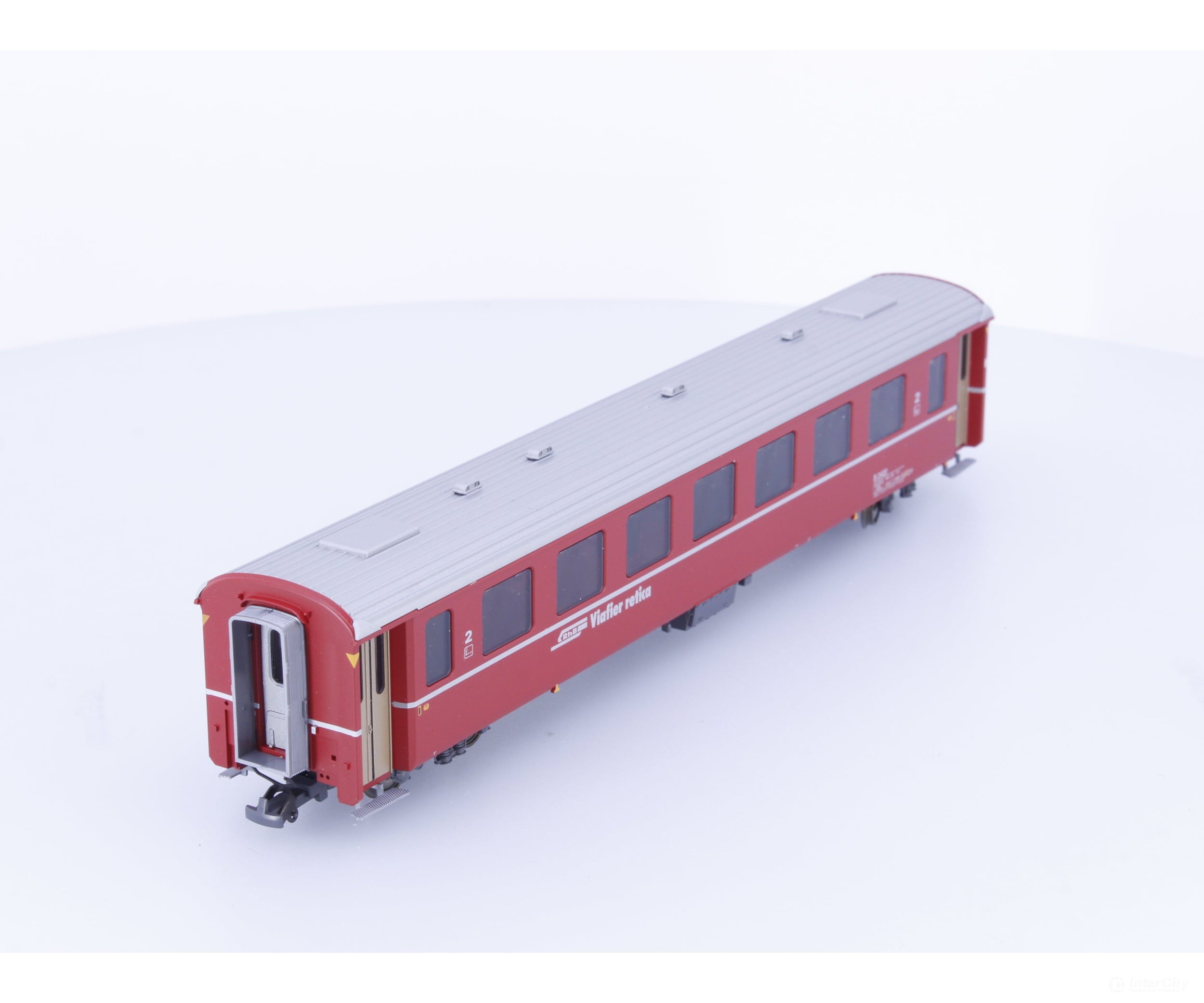 Bemo 3240132 HOm RhB 2nd Class Passenger Car B2422 - European Passenger Cars