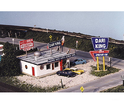 Blair Line 82 Dari-King Drive In Restaurant -- 2-1/4 X 3 5.6 7.5Cm Structures