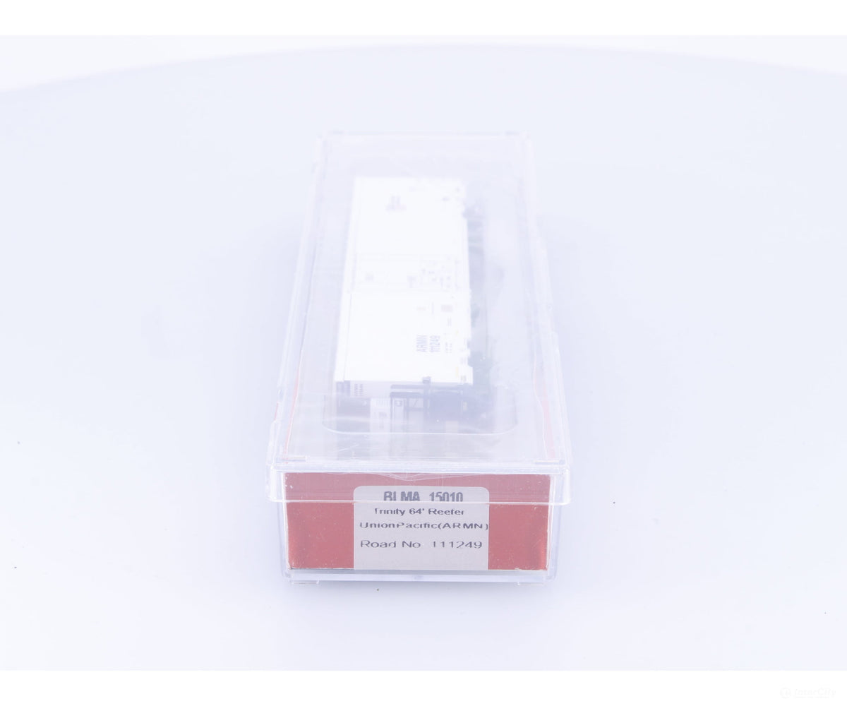 BLMA BLMA 15010 N Trinity 64’ Reefer (ARMN) Union Pacific (UP) 111249 - Freight Cars