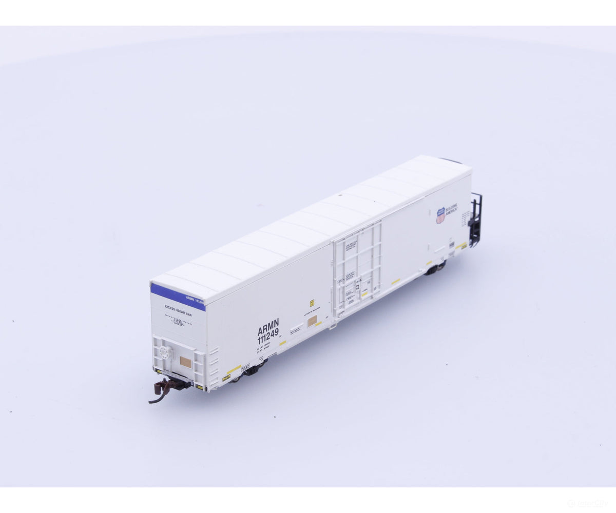 BLMA BLMA 15010 N Trinity 64’ Reefer (ARMN) Union Pacific (UP) 111249 - Freight Cars
