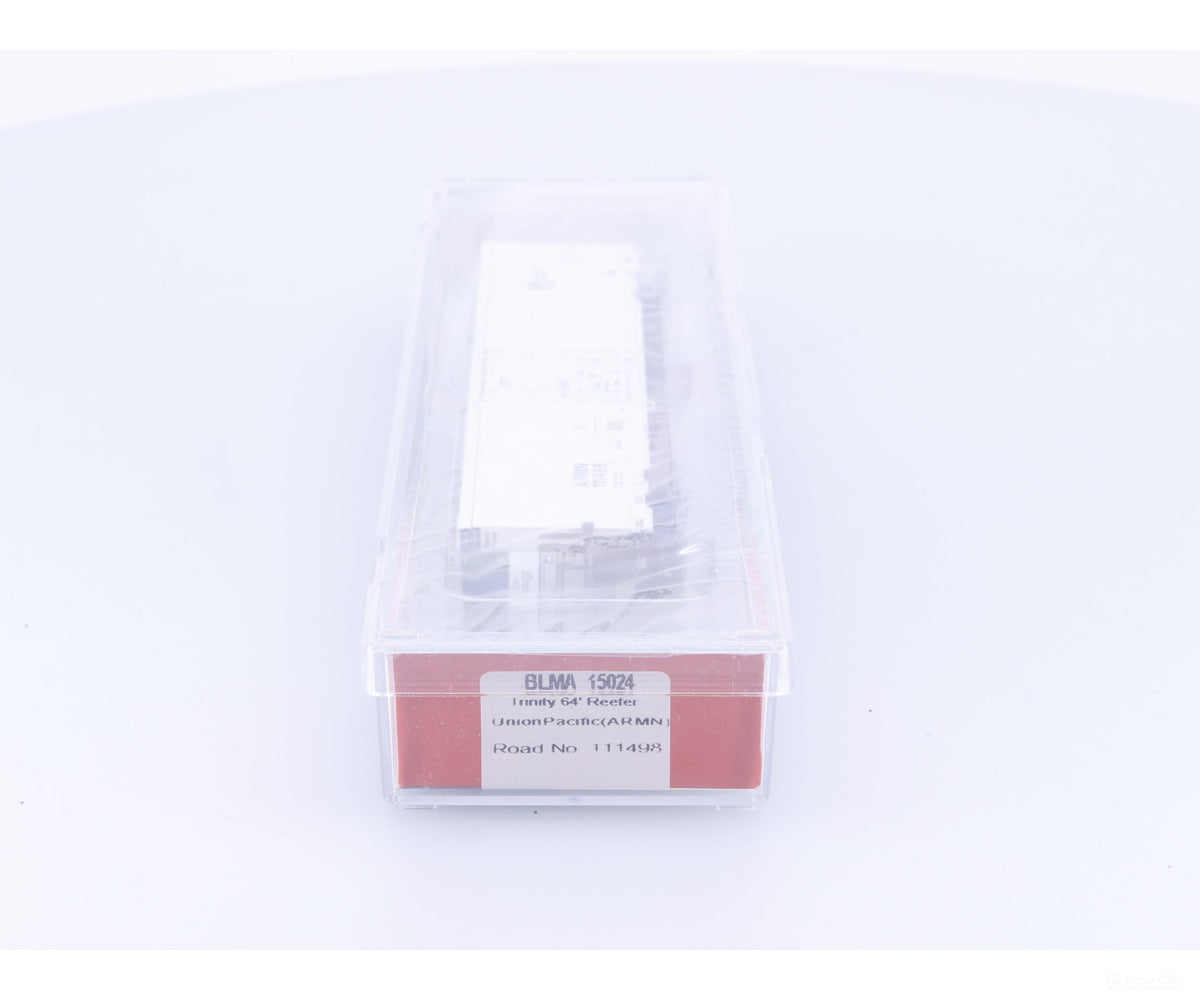 BLMA BLMA 15024 N Trinity 64’ Reefer (ARMN) Union Pacific (UP) 11498 - Freight Cars