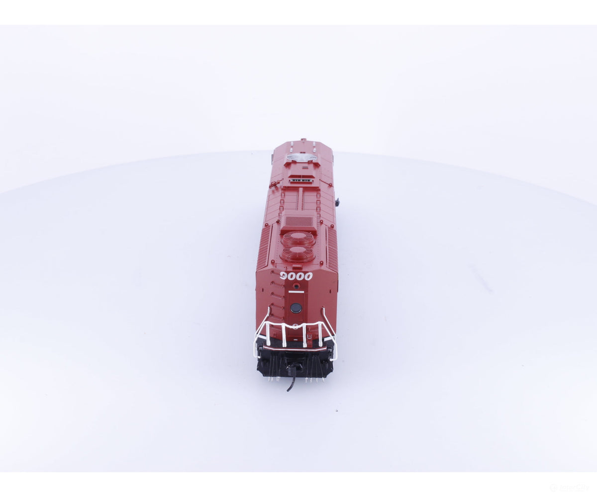 Bowser 24353 HO GMD SD40-2f Diesel Locomotive Dual Flag ESU Loksound Canadian Pacific (CP) 9000 DCC & Sound