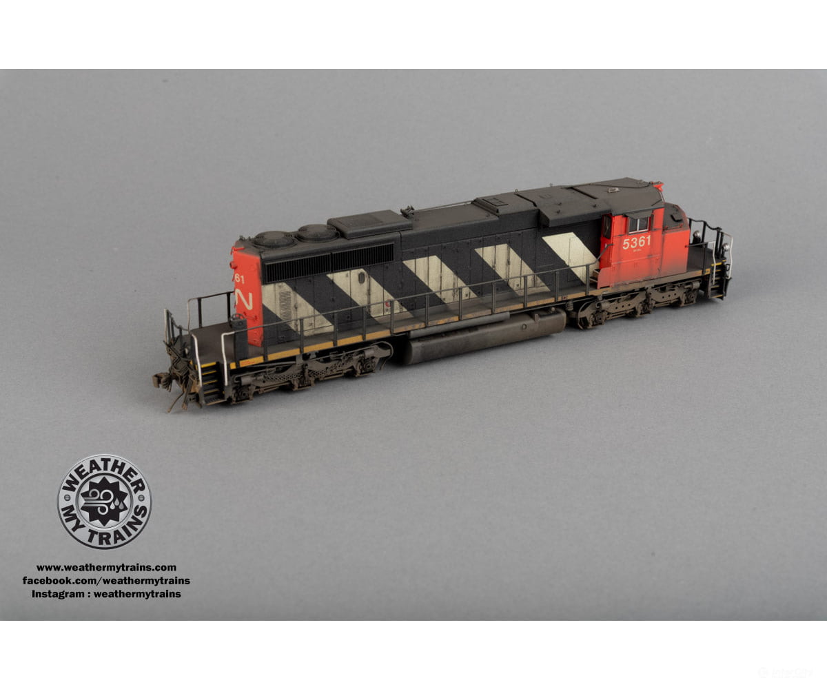 Bowser HO 25402 GMD SD40-2W - LokSound 5 and DCC - Canadian National #5361 - Weathered by WEATHER MY TRAINS