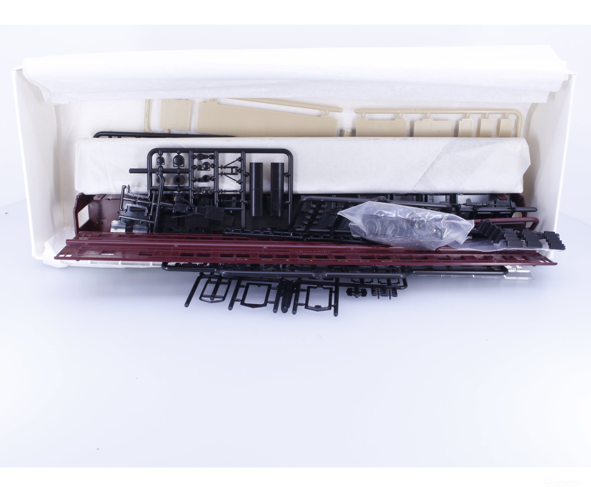 Branchline Trains 5036 HO 8-1-2 Pullman Sleeper Car Soo Line (SOO) Centburne - Passenger Cars