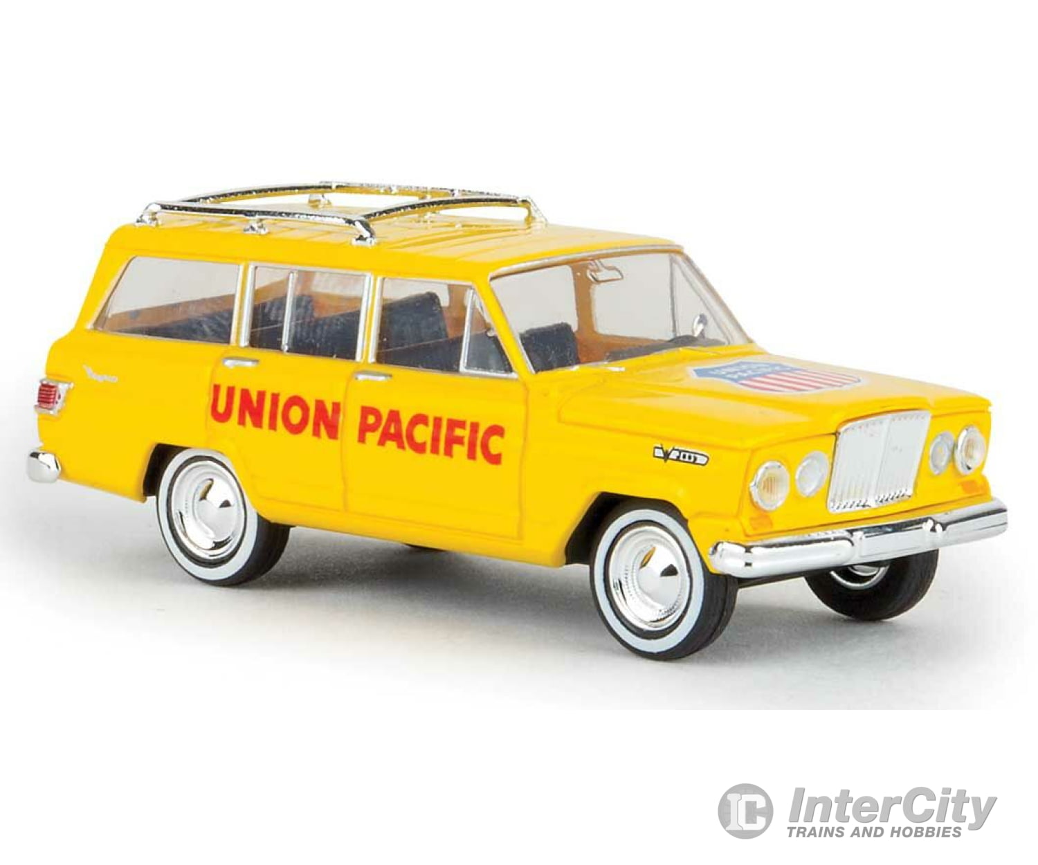 Brekina Ho 19864 1967 Jeep Wagoneer - Assembled -- Union Pacific (Armour Yellow Red) Cars & Trucks