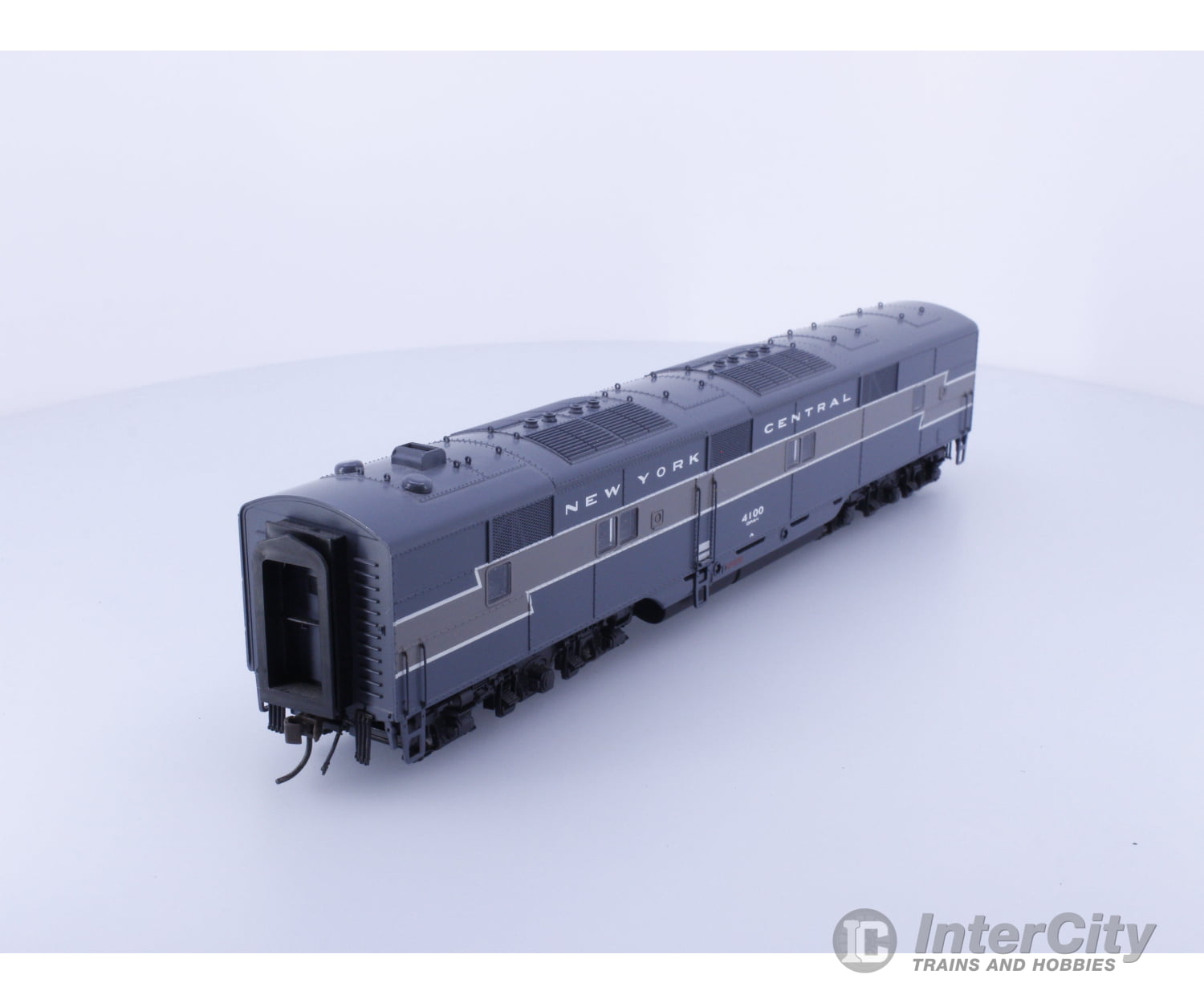 Broadway Limited 672 HO EMD E7B Dummy New York Central (NYC) 4100 Locomotives