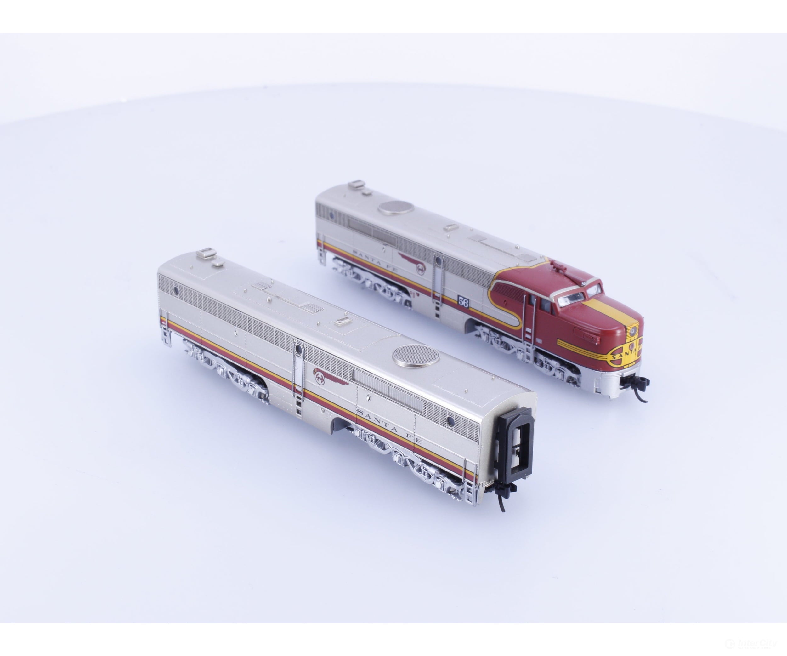 Broadway Limited Imports 3080 N Alco Powered PA/Unpowered PB Warbonnet Diesel Locomotive Set Atchison Topeka and Santa