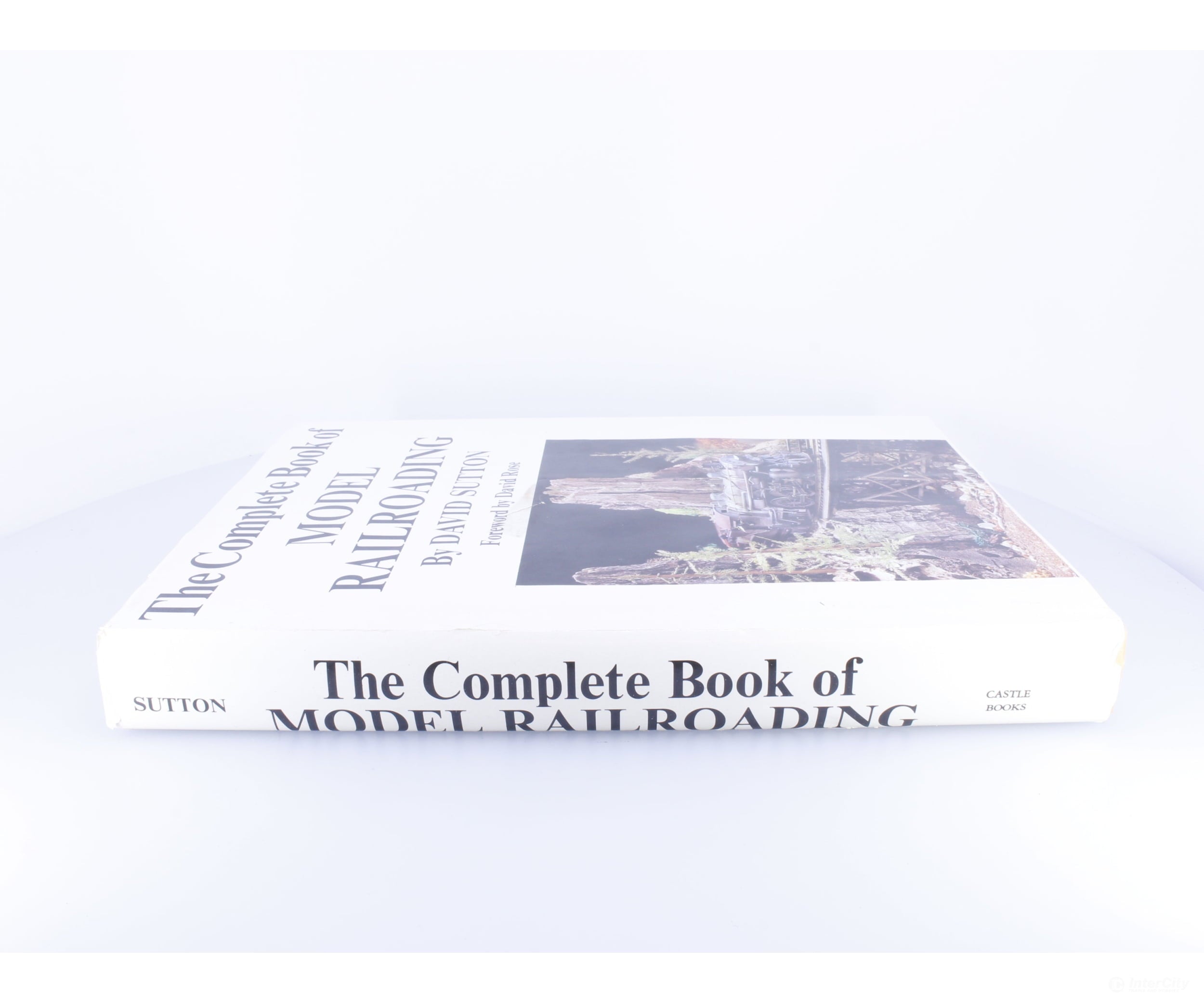 Castle Books MODRAIL The Complete Book of Model Railroading David Sutton - Books