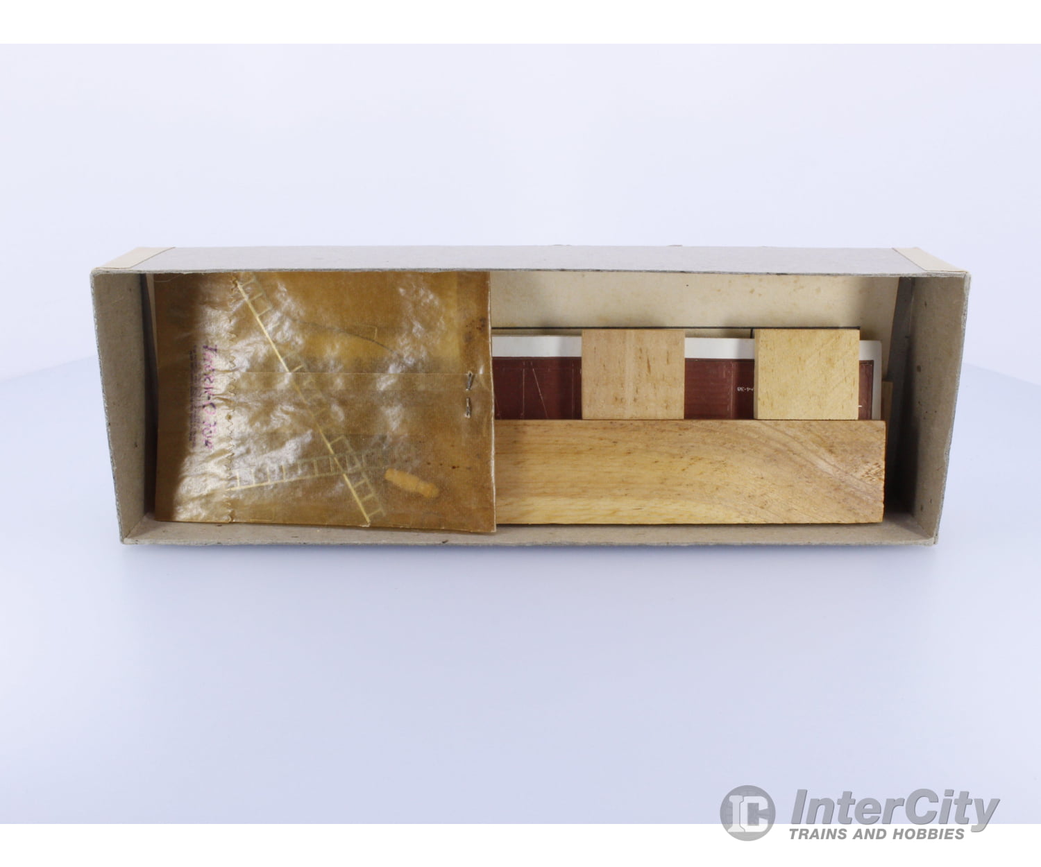 Comet R12 HO Automobile Box Car Chicago & Eastern Illinois (CEI) 1277 Freight Cars