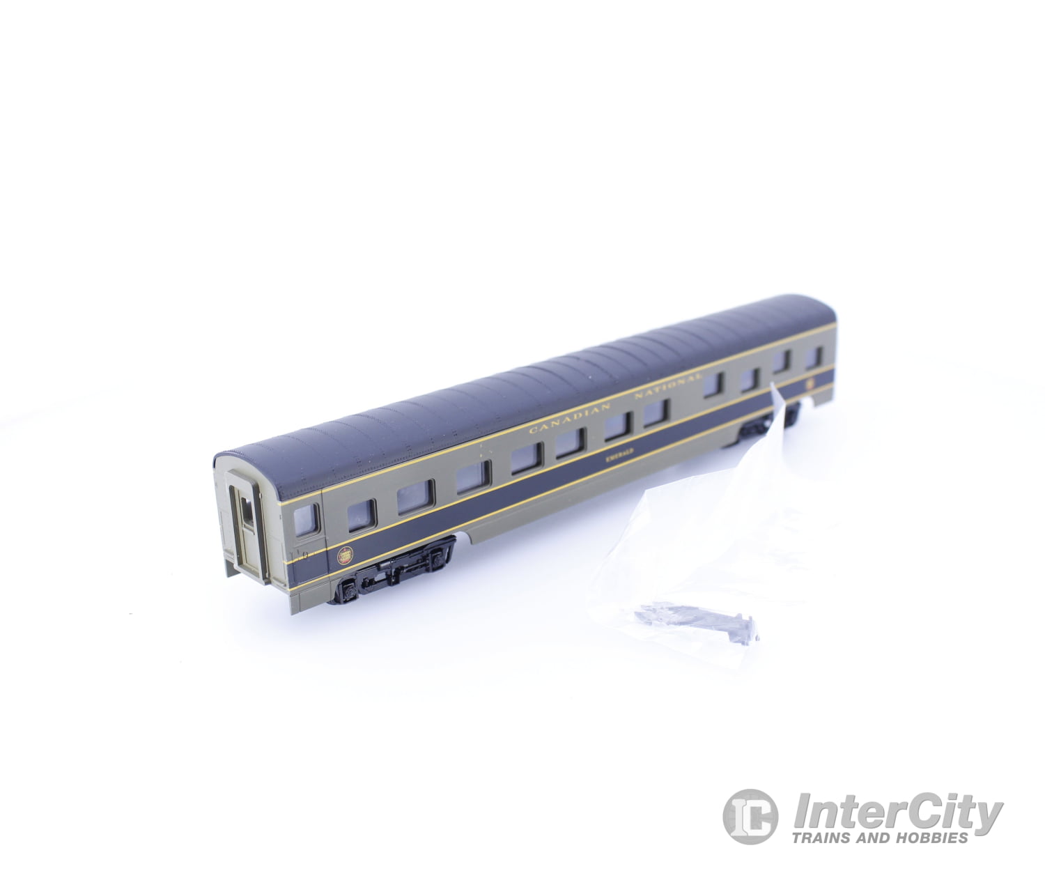 Con Cor 0001-00980K HO 72 FT Passenger Car Sleeper Canadian National (CN) Emerald Passenger Cars