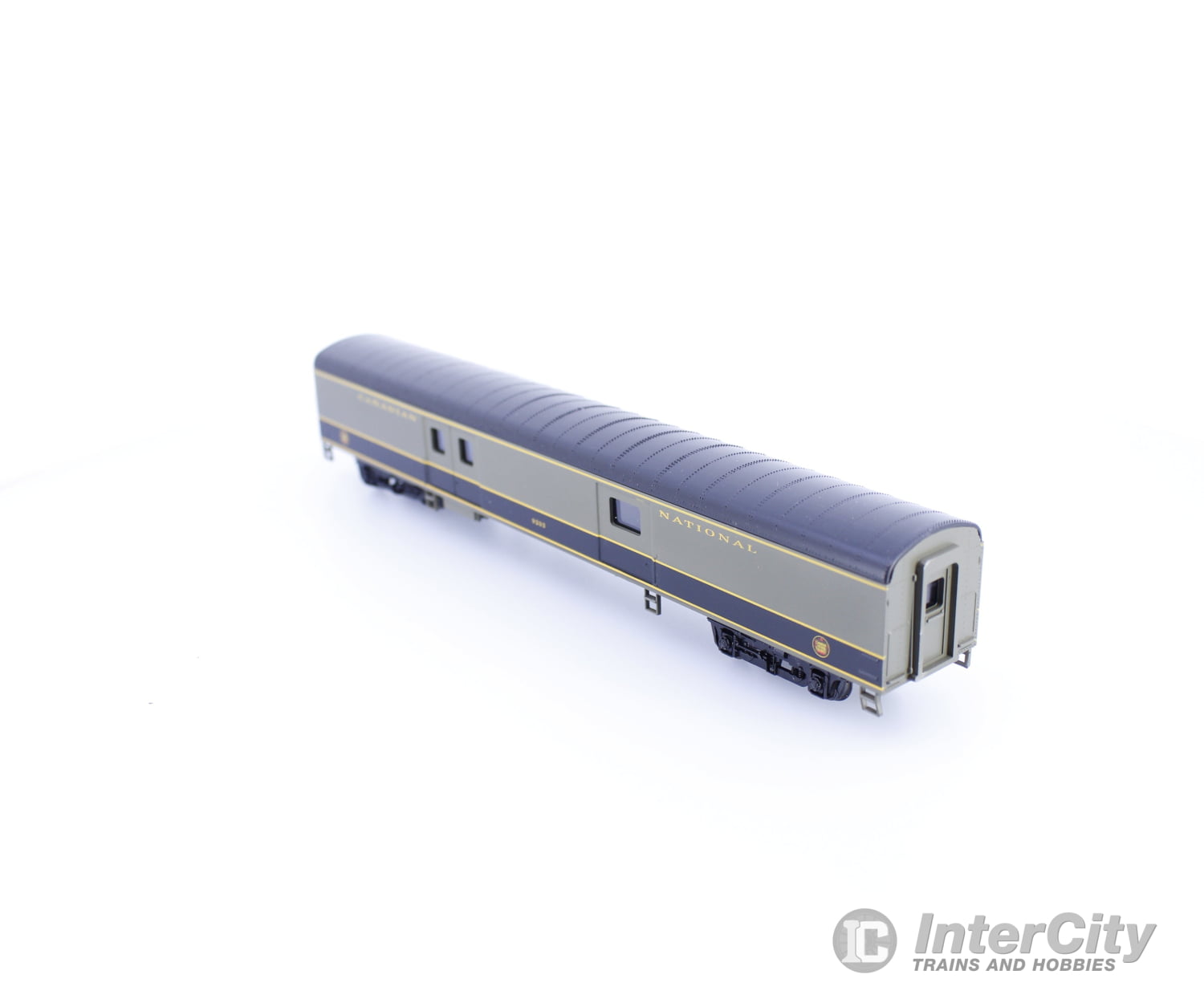 Con Cor 0001-01020K HO 72 FT Baggage Car Canadian National (CN) 9203 Passenger Cars