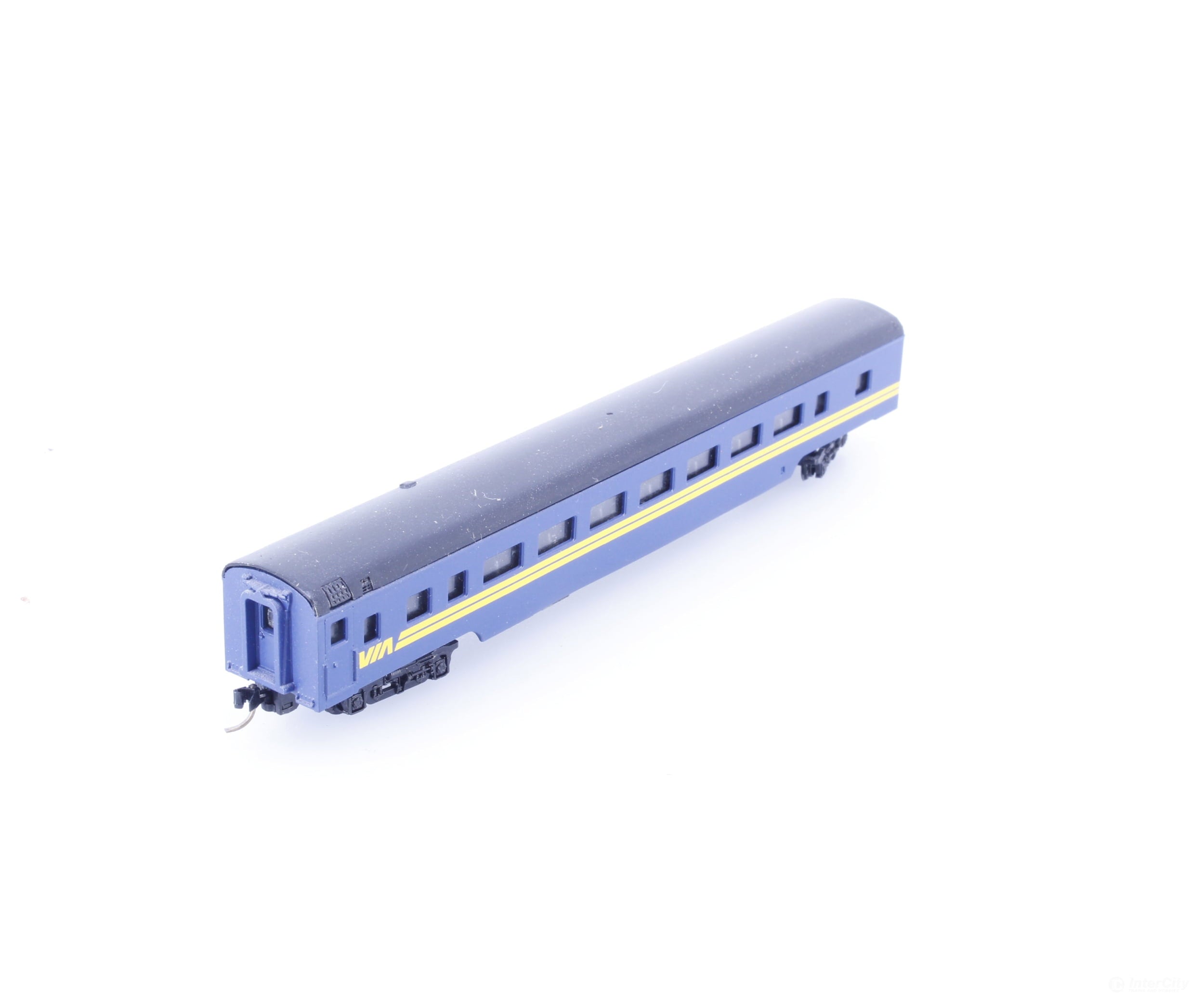 Con Cor 0001-040015 N Smoothside Passenger Car Via Rail (VIA) - Passenger Cars