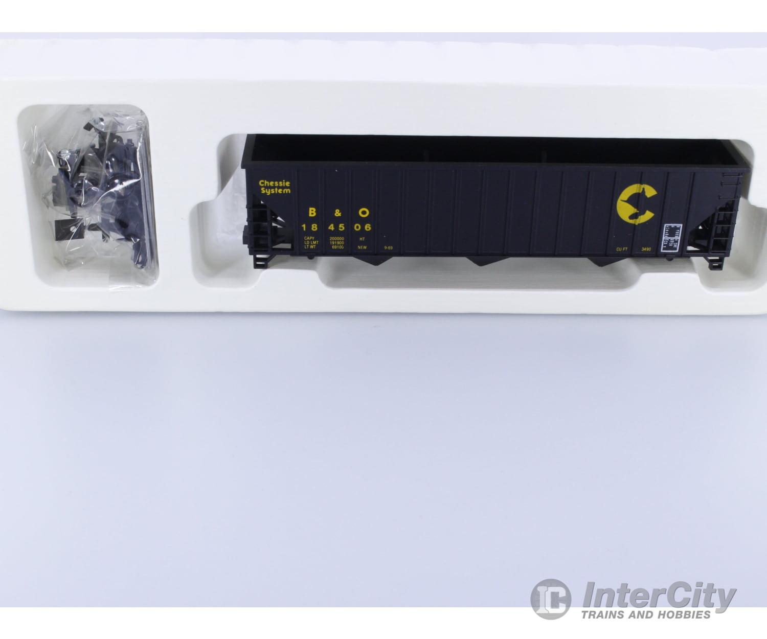 Con Cor 0001-504 HO 100-Ton Hopper Kit Chesapeake and Ohio (CO) 184506 Freight Cars
