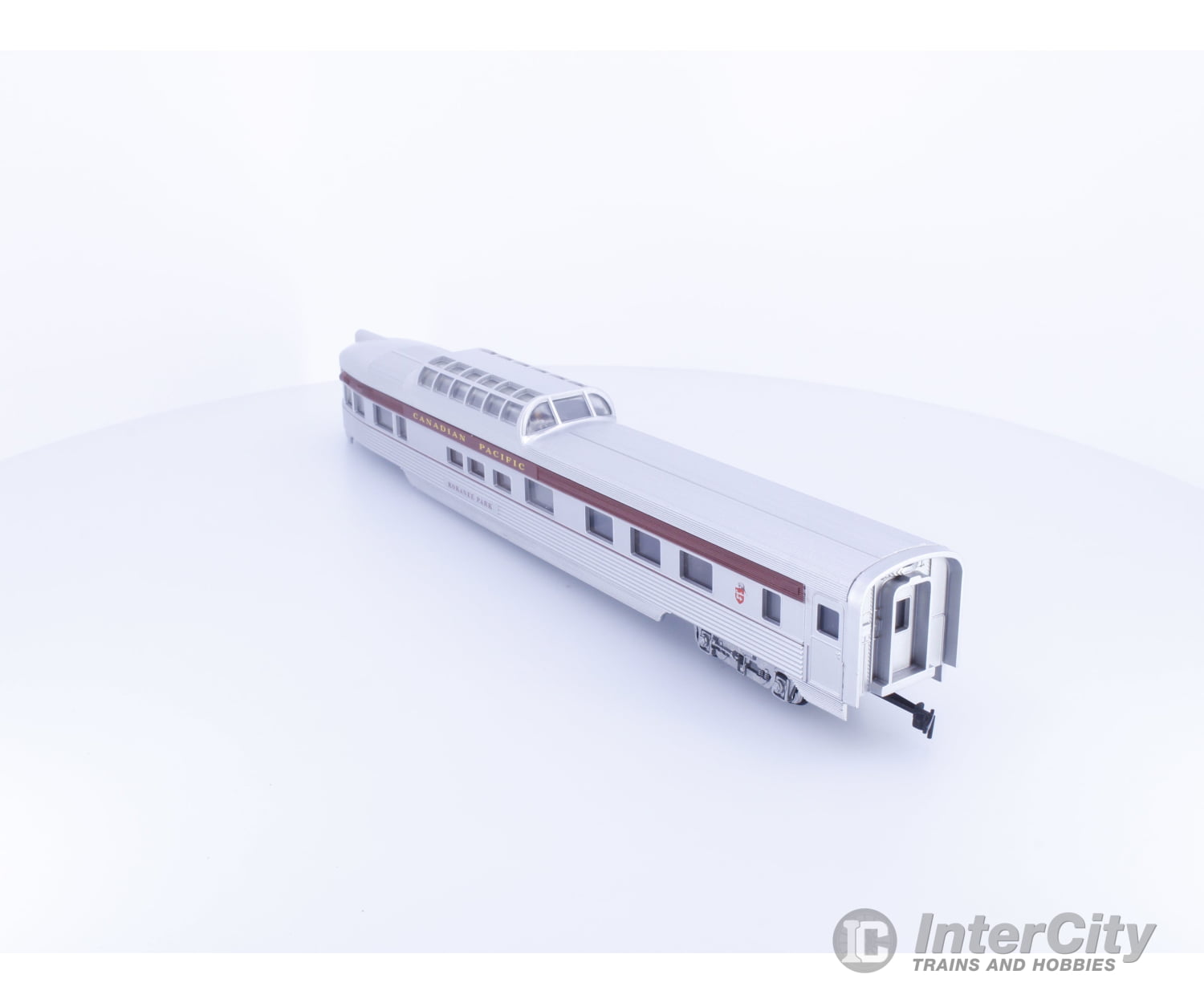 Con Cor CPOPC HO 85’ Observation Passenger Car Canadian Pacific (CP) Kokanee Park Passenger Cars