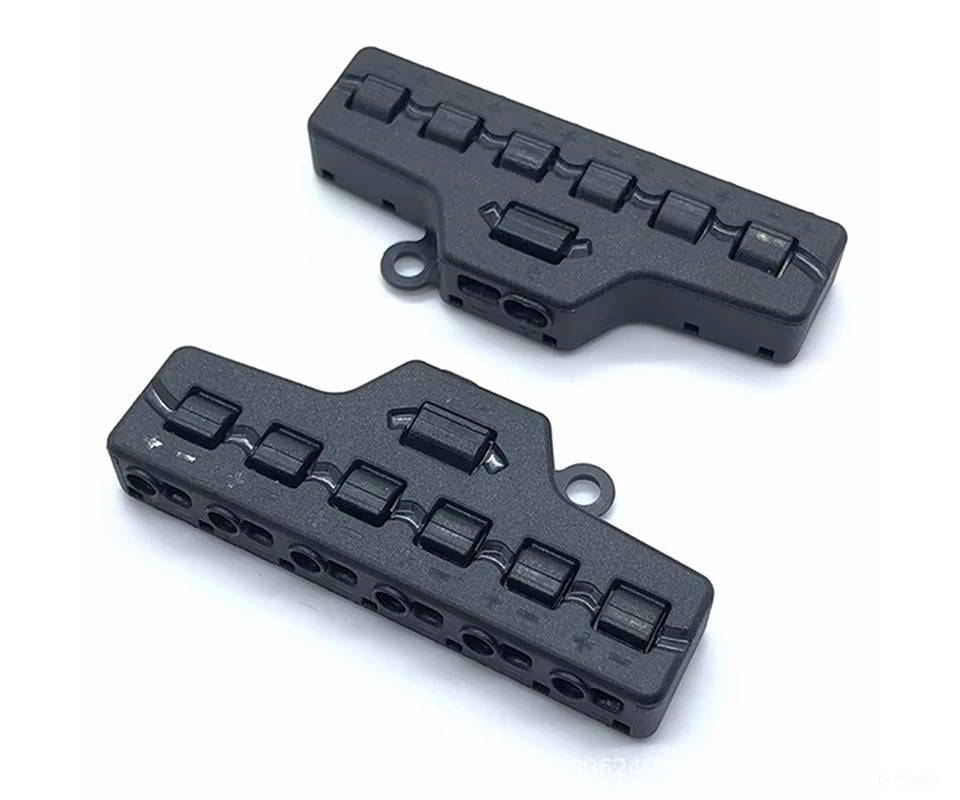 Decoderwerk Z014 Universal power distribution board for model railways - DCC Accessories