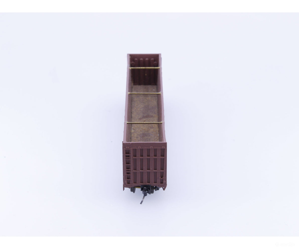 Deluxe Innovations 10020 N Gunderson Hi-Side Wood Chip Car Union Pacific (UP) 147312 (#1) - Freight Cars