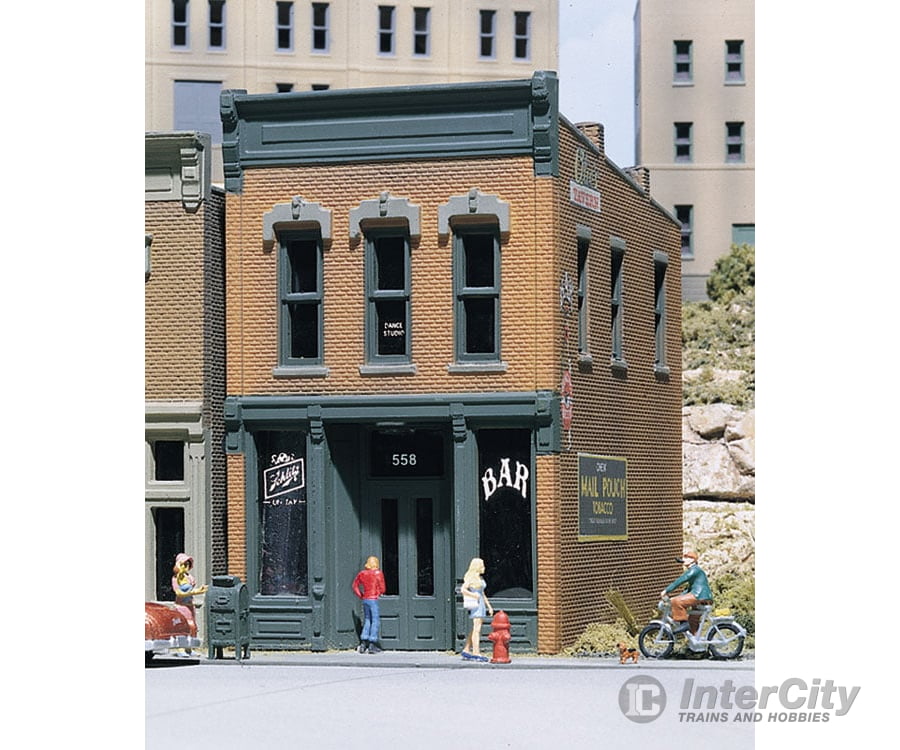 Design Preservation Models 10100 Kelly Saloon Ho Scale Structures