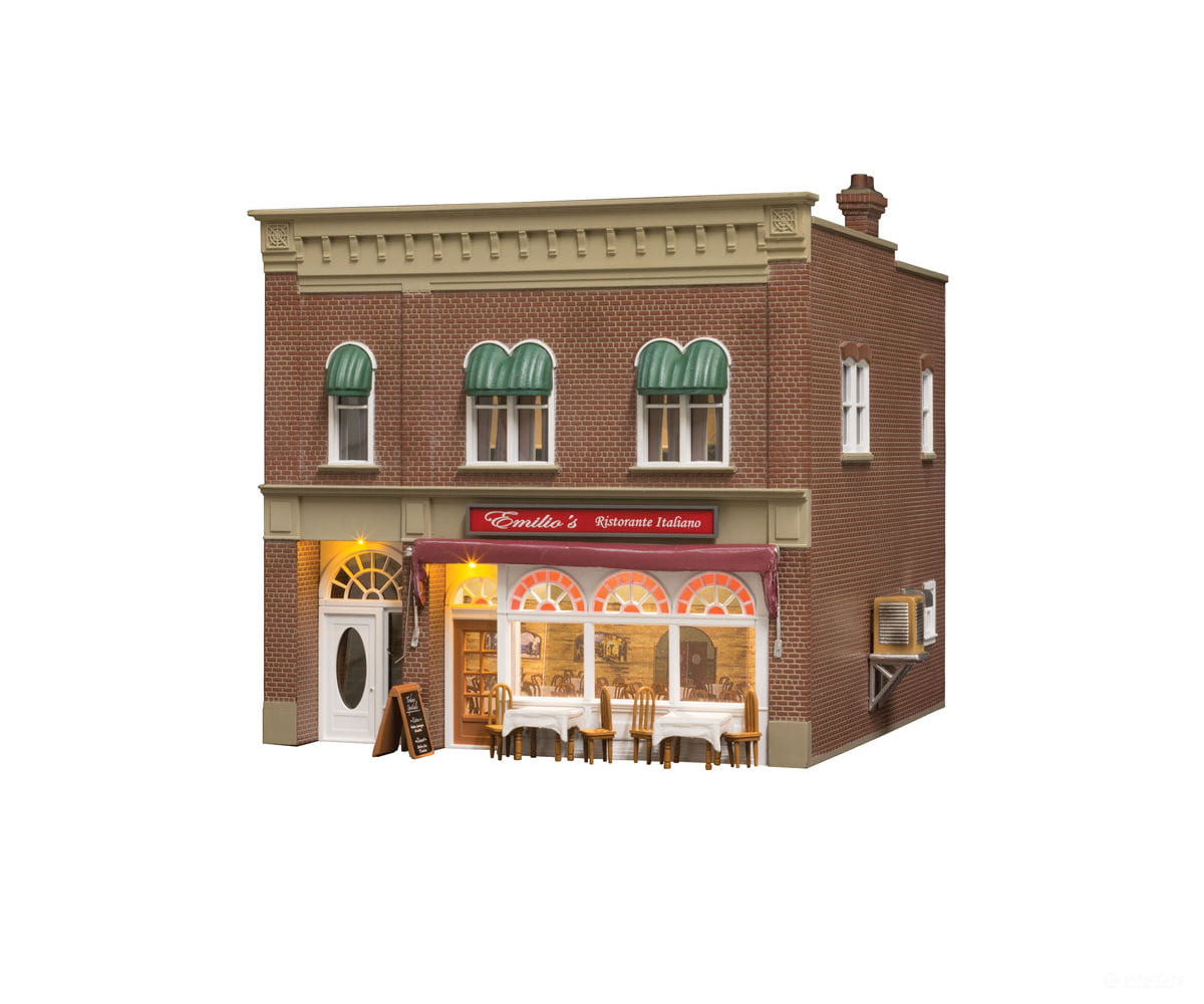 Design Preservation Models 5855 Emilio’s Italian Restaurant (Lit) O Scale Structures