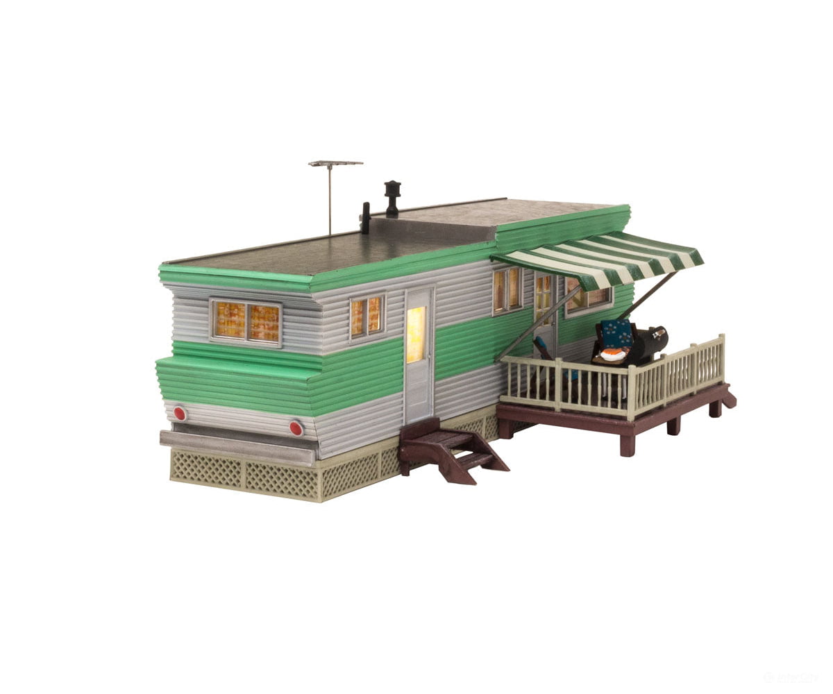 Design Preservation Models 5861 Grillin’ & Chillin’ Trailer (Lit) O Scale Structures