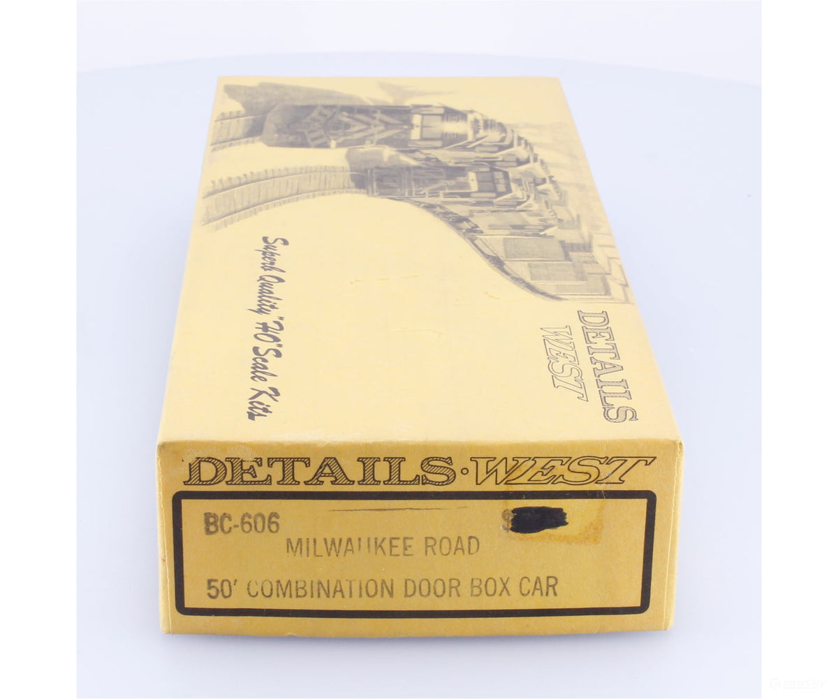Details West BC 606 HO 50’ Combo Door Box Car Kit Milwaukee Road (MILW) 12254 - Freight Cars