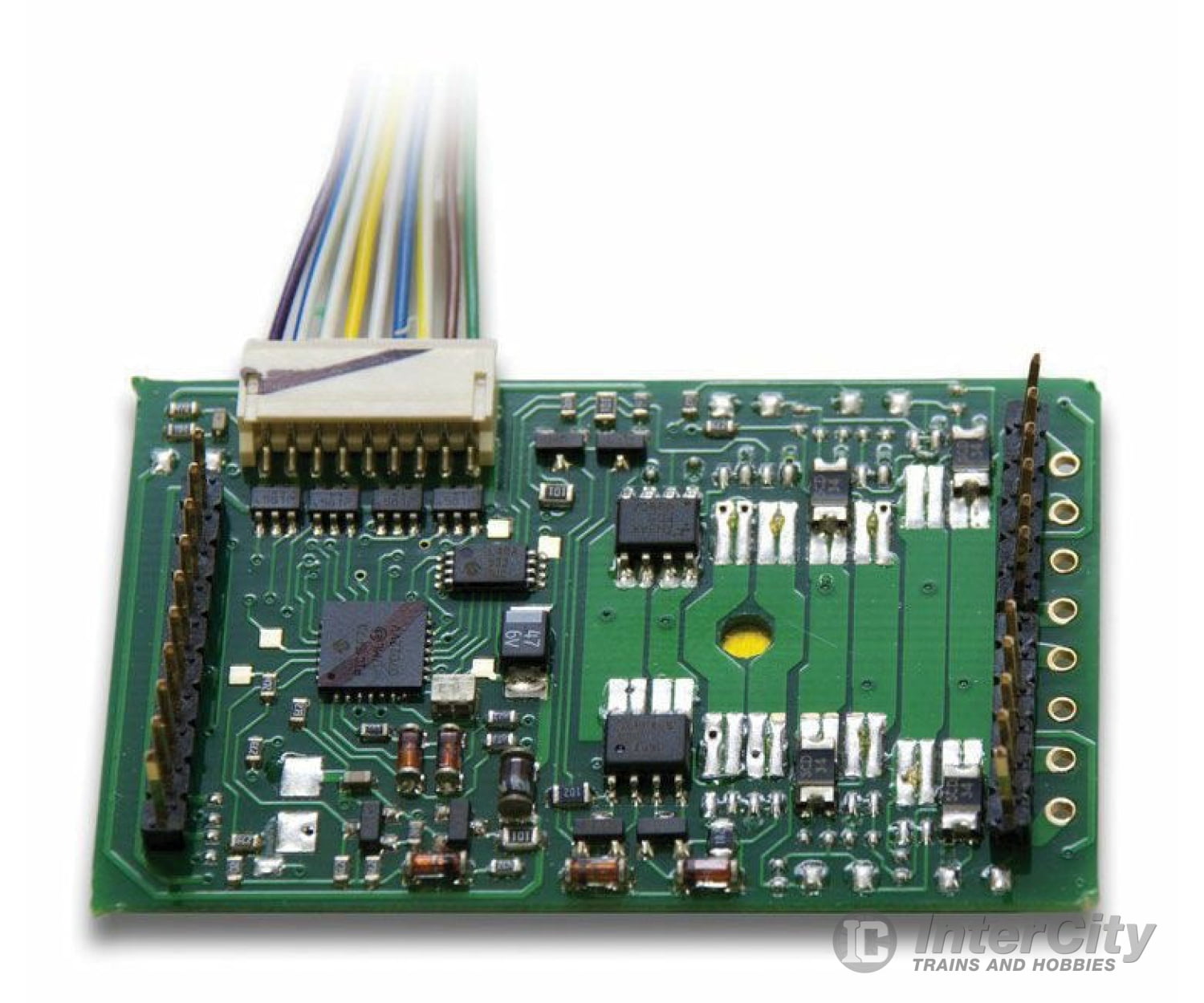 Digitrax DG383AR Large Scale & High Current Draw Wired Decoders -- 3.5 Amp, 8FX3, 1.45 x 2.23" w/Aristo Plug - Default Title (IC-245-DG383AR)