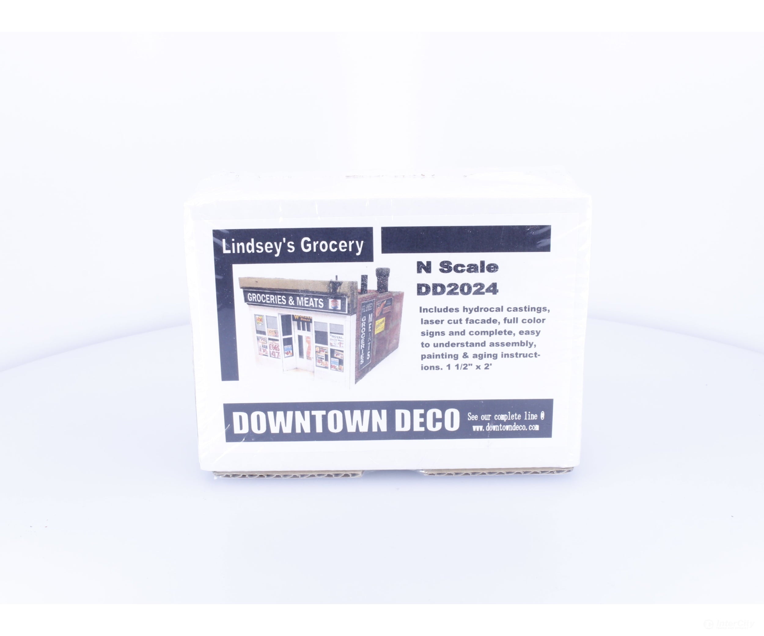 Downtown Deco. DD2024 N Lindsey’s Grocery - Structures