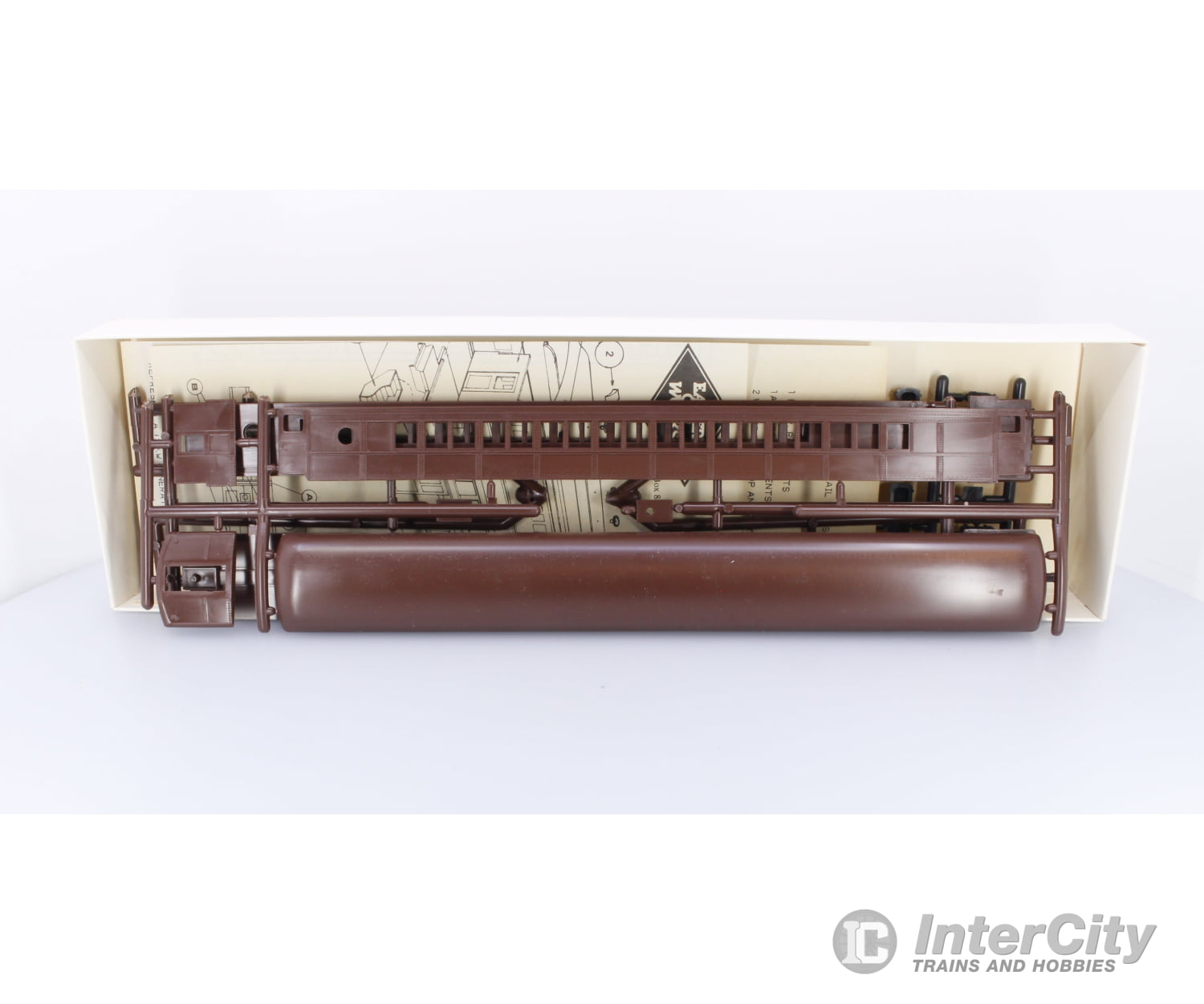 Eastern Car Works 1122 HO P-70FBR Coach Undecorated Passenger Cars
