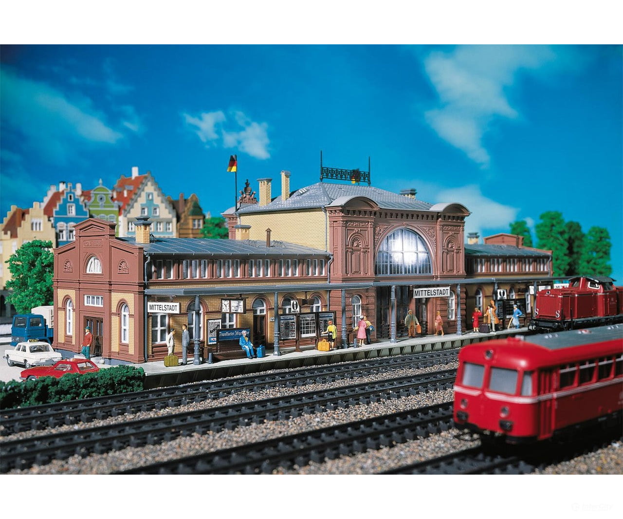 Faller 110115 H0 Mittelstadt Station Structures