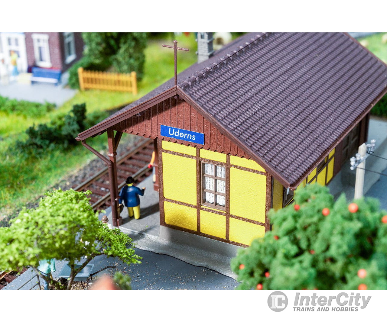 Faller 110137 HO Uderns Railway station Structures