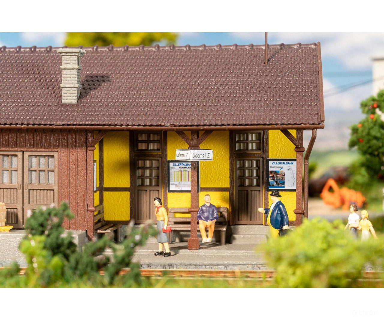 Faller 110137 HO Uderns Railway station Structures