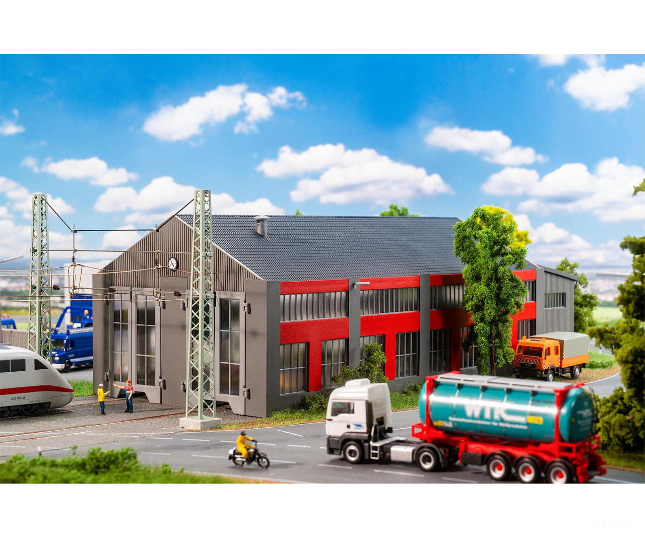 Faller 120079 HO Electric locomotive shed 2-stall Structures