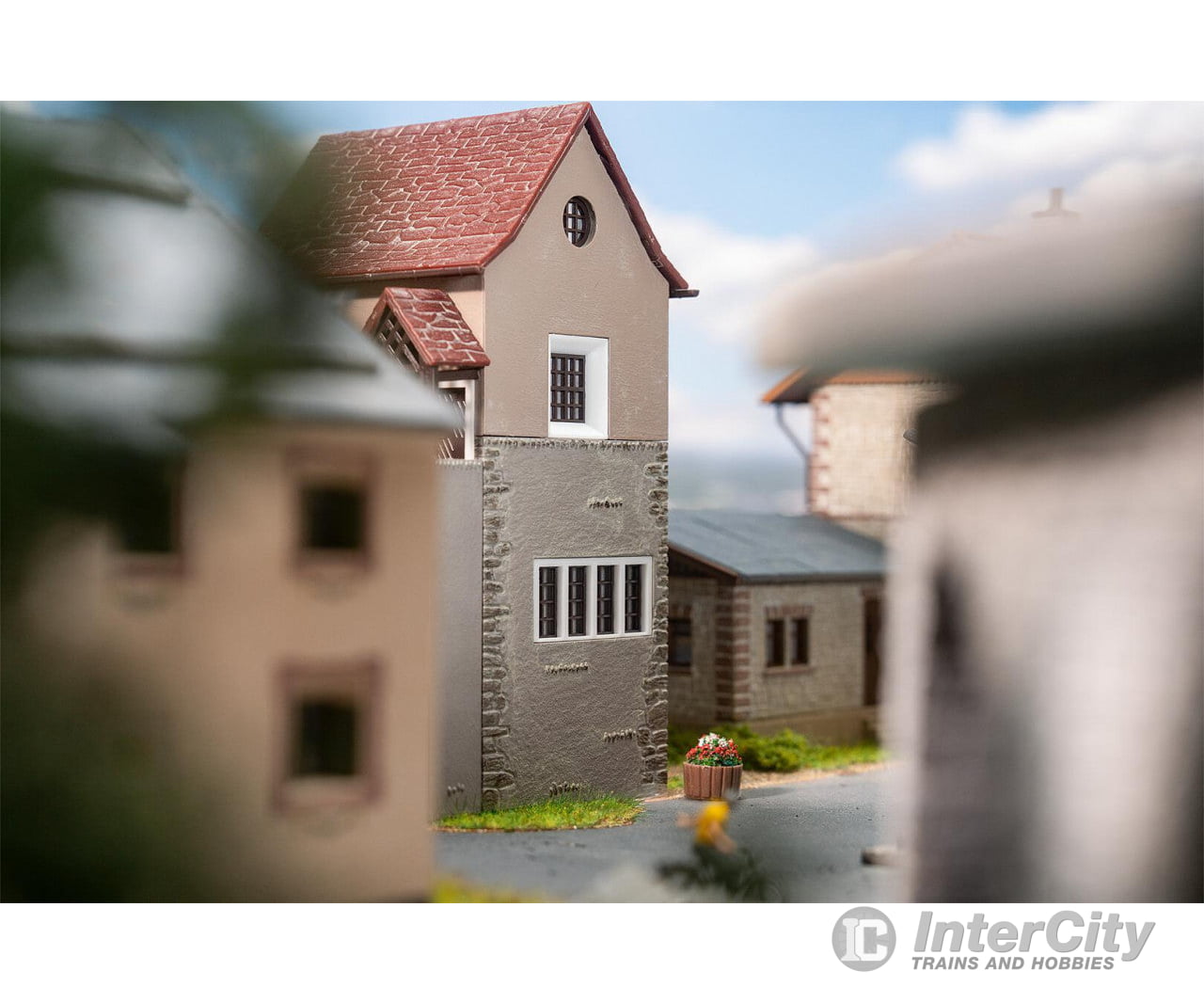 Faller 120274 HO Zuoz Switch house Structures