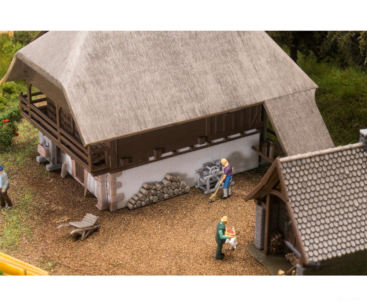 Faller 130116 HO Granary court chapel and bakery - Structures