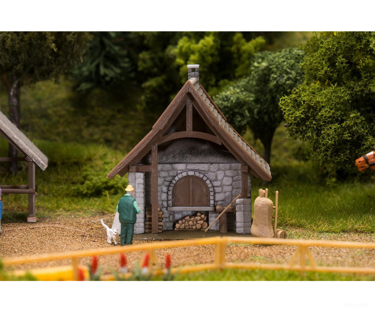 Faller 130116 HO Granary court chapel and bakery - Structures
