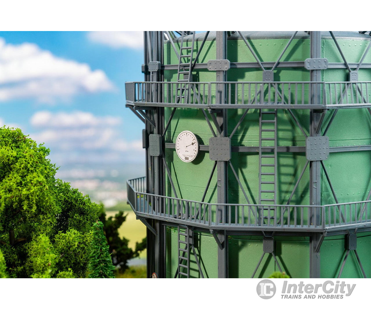 Faller 130157 HO Gasometer with pipework Structures