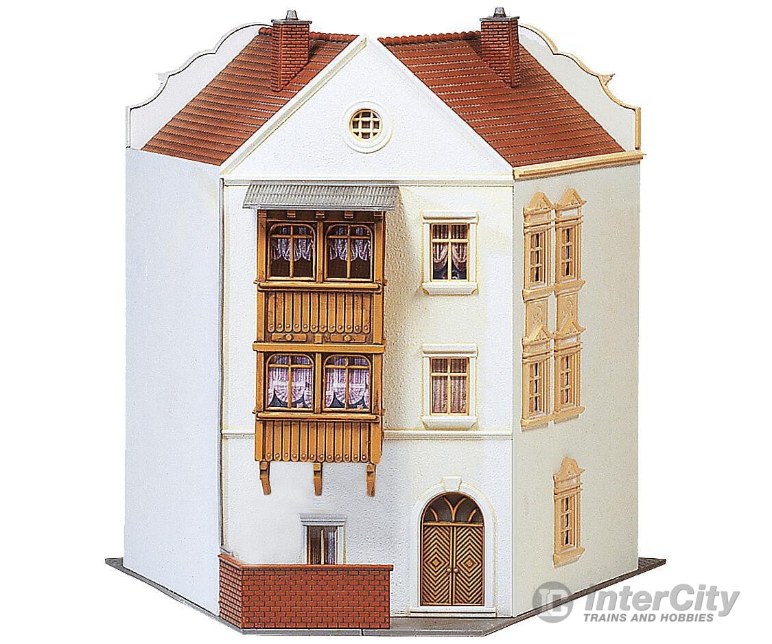 Faller 130452 Ho Angle House With Scaffolding Structures