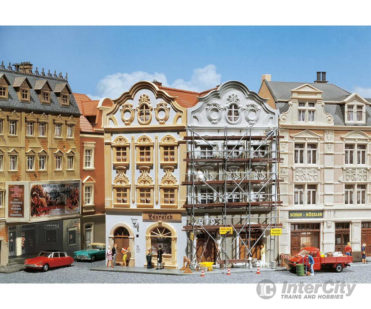 Faller 130452 Ho Angle House With Scaffolding Structures