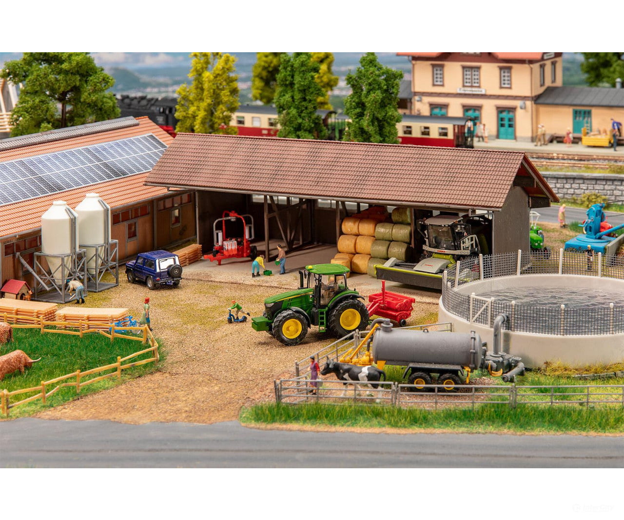 Faller 130584 Ho Equipment Shed Slurry Pit And Feed Silos Structures